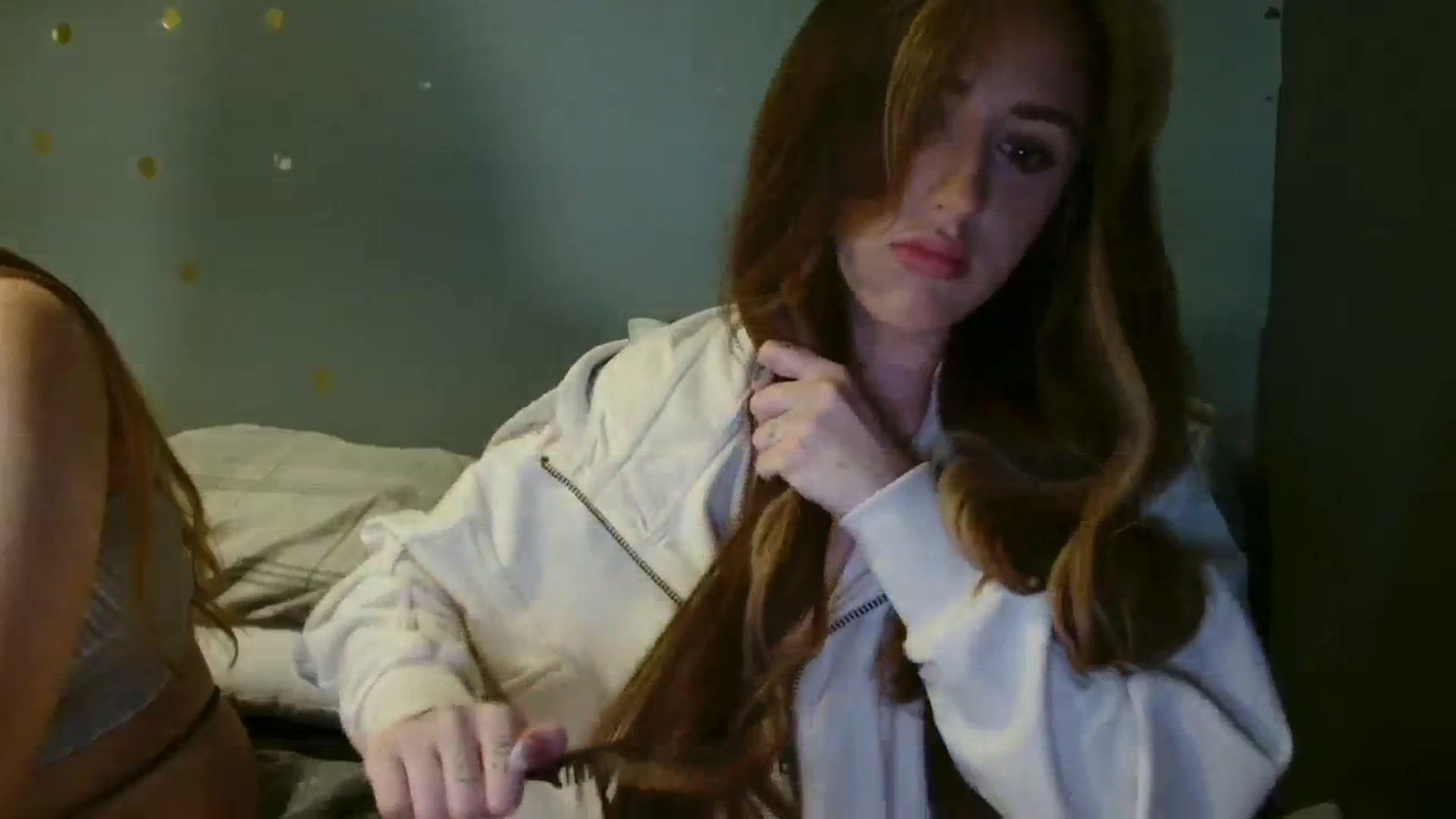 Gallery image thumbnail from cutebabe58's myfreecams stream on, 10/03/2023, 16:23 image 3 of 20