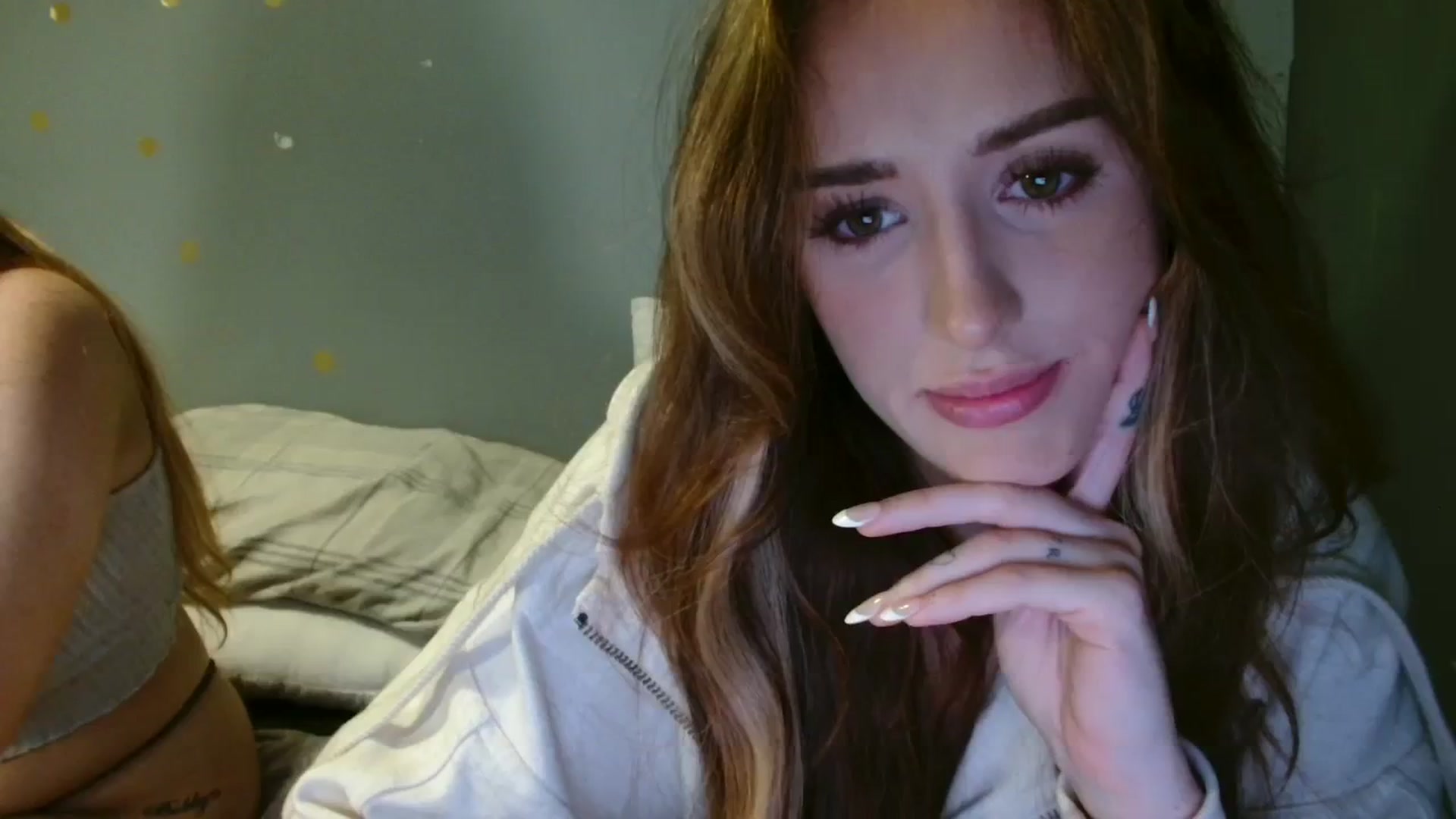 Gallery image thumbnail from cutebabe58's myfreecams stream on, 10/03/2023, 16:23 image 1 of 20