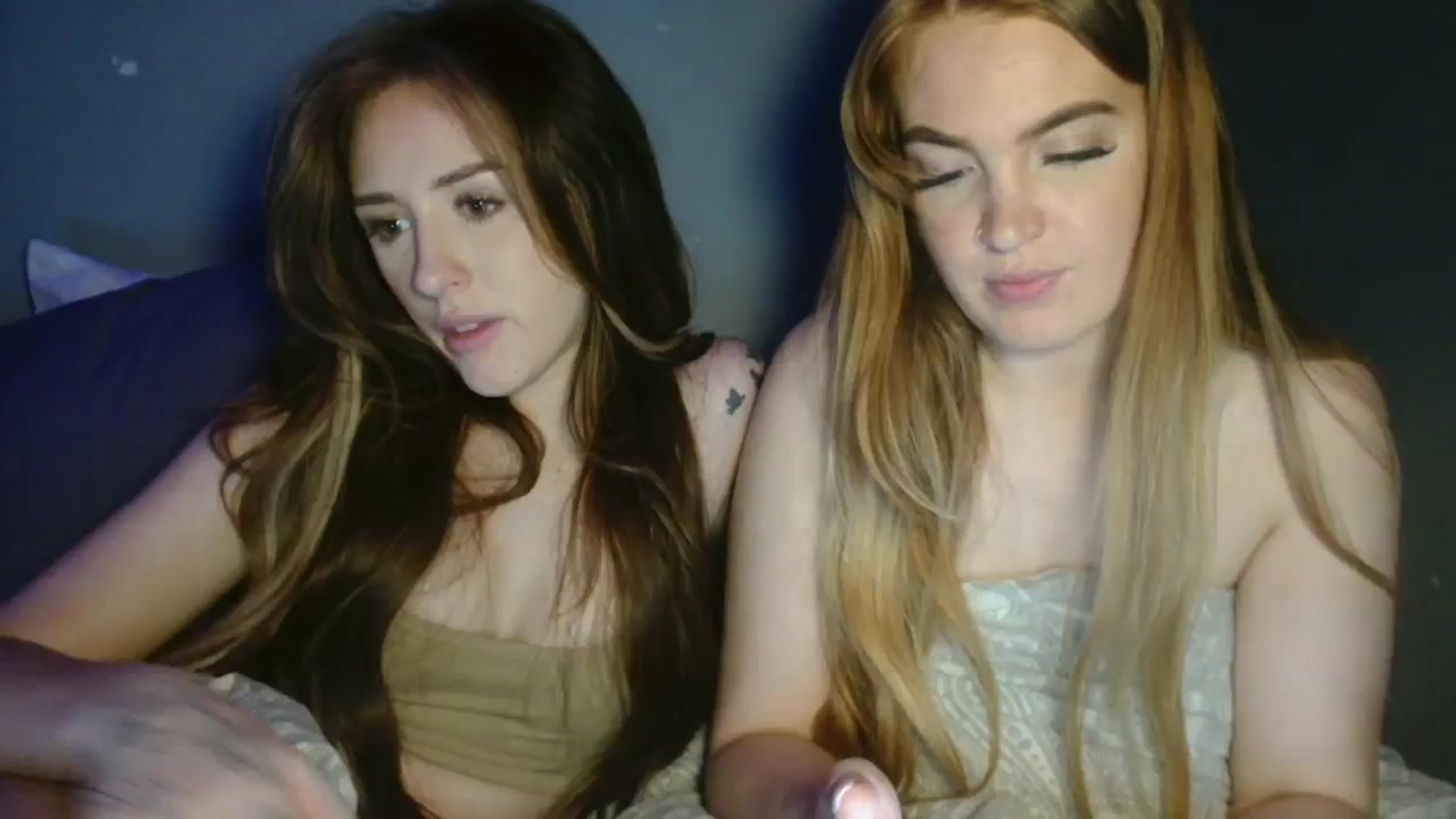 Gallery image thumbnail from cutebabe58's myfreecams stream on, 10/03/2023, 22:23 image 20 of 20
