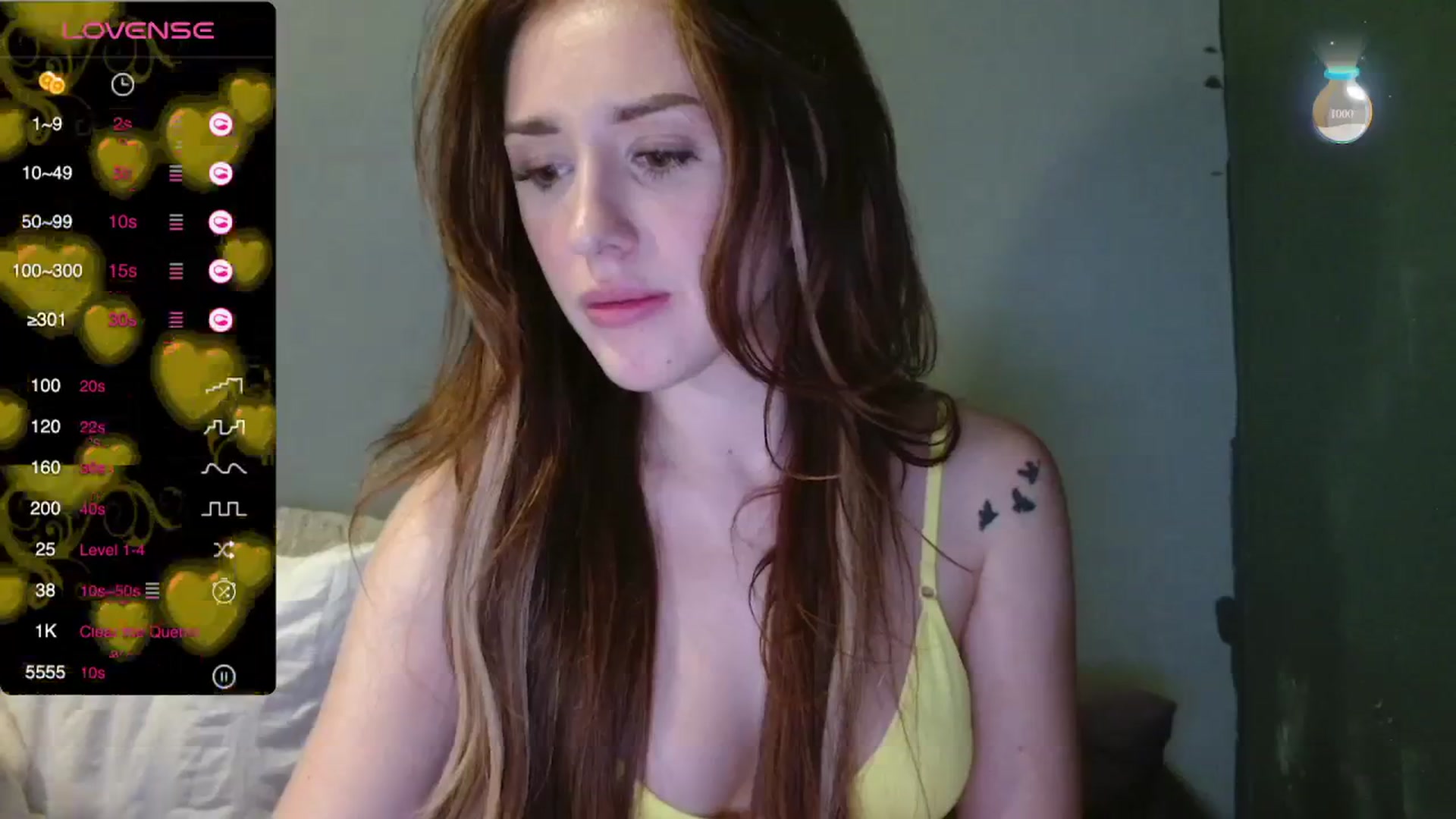 Gallery image thumbnail from cutebabe58's myfreecams stream on, 10/04/2023, 22:20 image 18 of 20