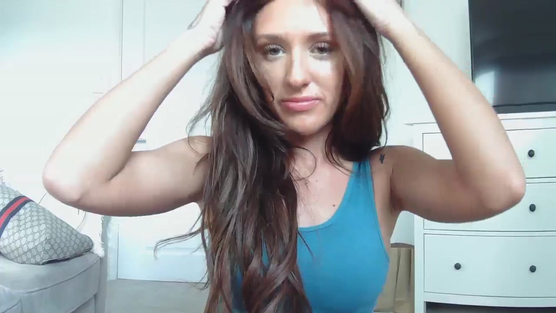 Gallery image thumbnail from cutebabe58's myfreecams stream on, 06/20/2024, 17:56 image 12 of 20