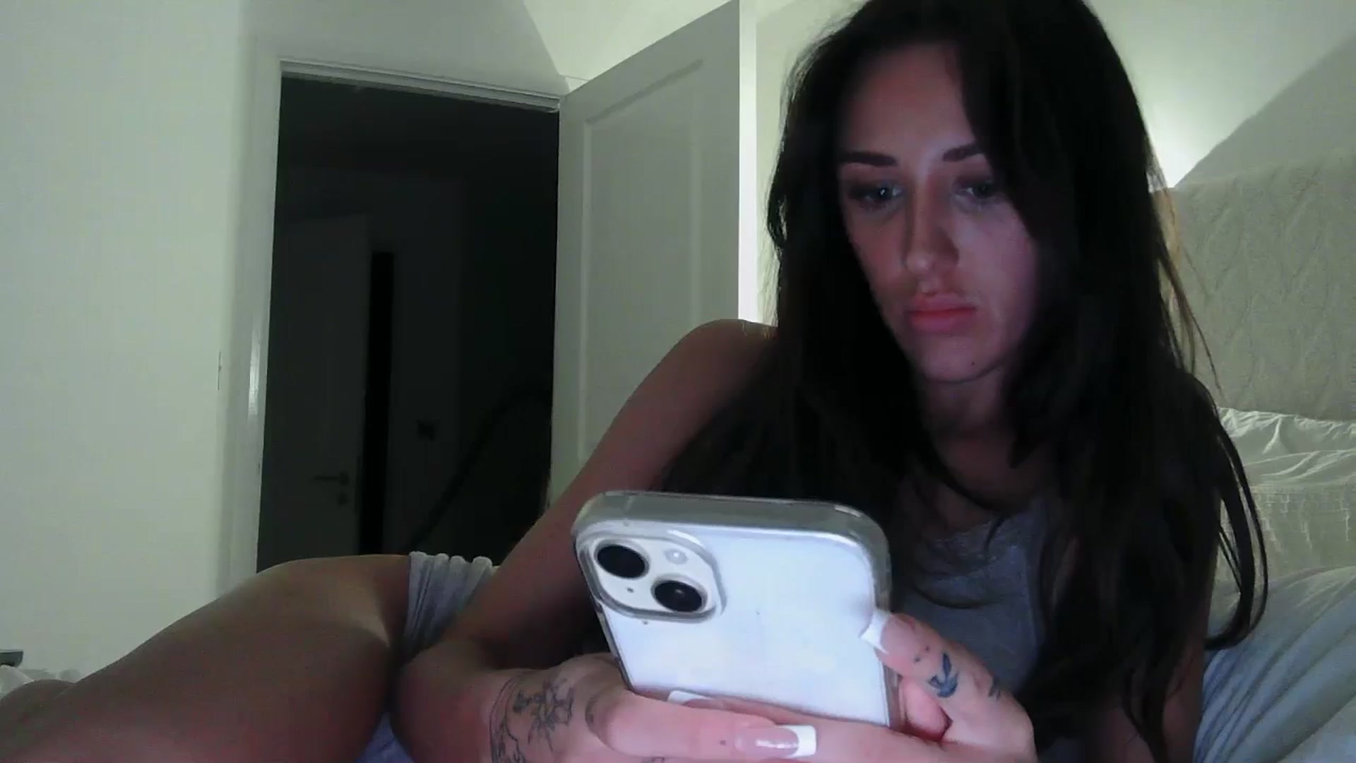 Gallery image thumbnail from cutebabe58's myfreecams stream on, 07/03/2024, 23:45 image 5 of 20