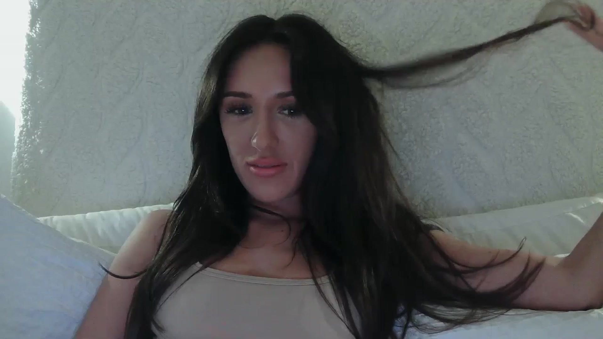 Gallery image thumbnail from cutebabe58's myfreecams stream on, 07/05/2024, 02:04 image 2 of 20