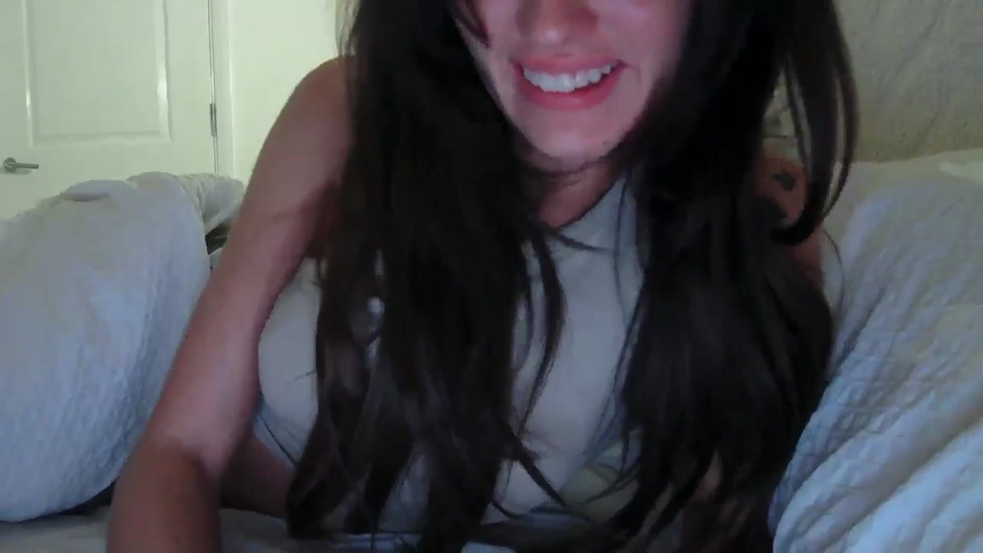 Gallery image thumbnail from cutebabe58's myfreecams stream on, 07/08/2024, 01:09 image 5 of 20