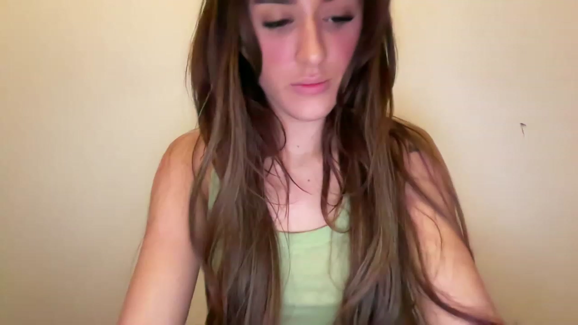 Gallery image thumbnail from cutebabe7's myfreecams stream on, 03/22/2023, 02:34 image 11 of 20