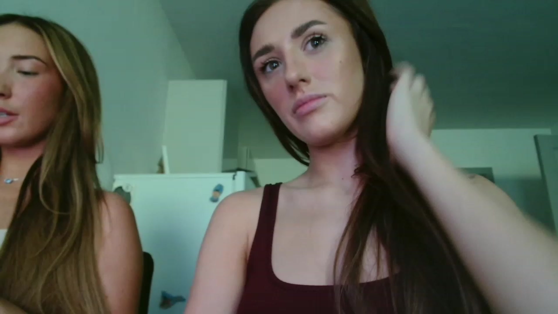 Gallery image thumbnail from cutebabe7's myfreecams stream on, 06/05/2023, 18:39 image 11 of 20