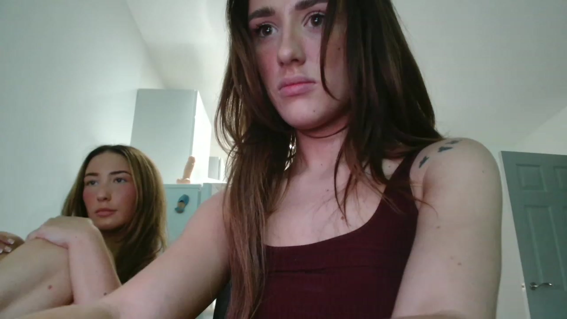 Gallery image thumbnail from cutebabe7's myfreecams stream on, 06/05/2023, 19:39 image 14 of 20