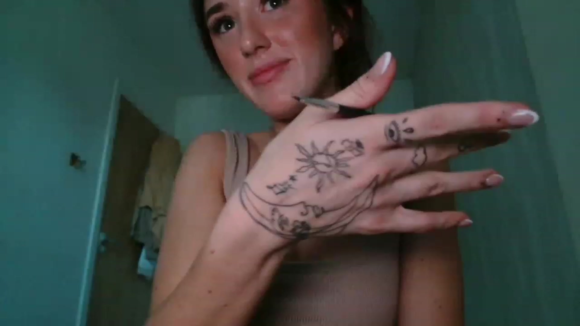Gallery image thumbnail from cutebabe7's myfreecams stream on, 06/09/2023, 14:31 image 1 of 20