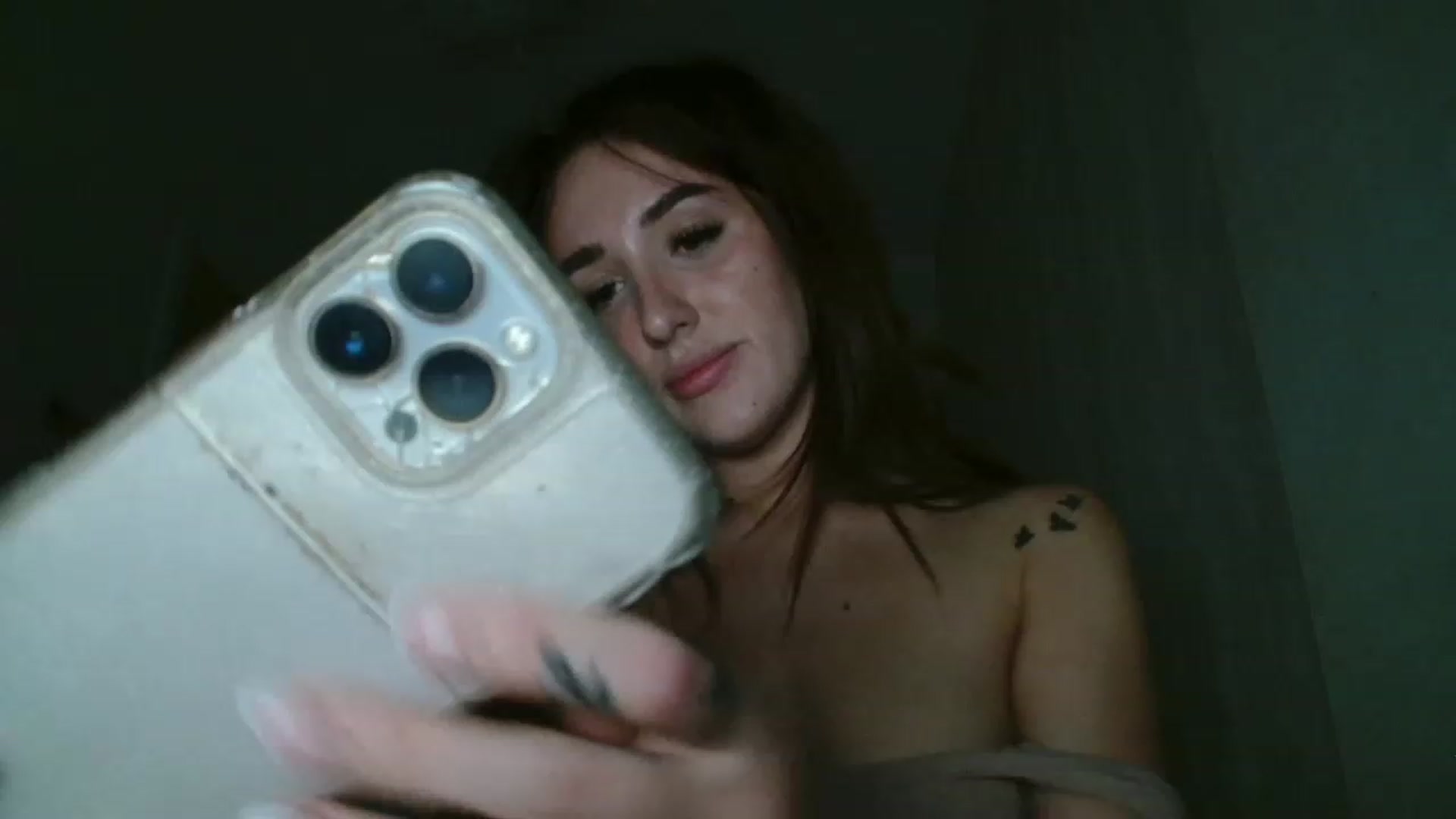 Gallery image thumbnail from cutebabe7's myfreecams stream on, 06/09/2023, 20:32 image 2 of 20