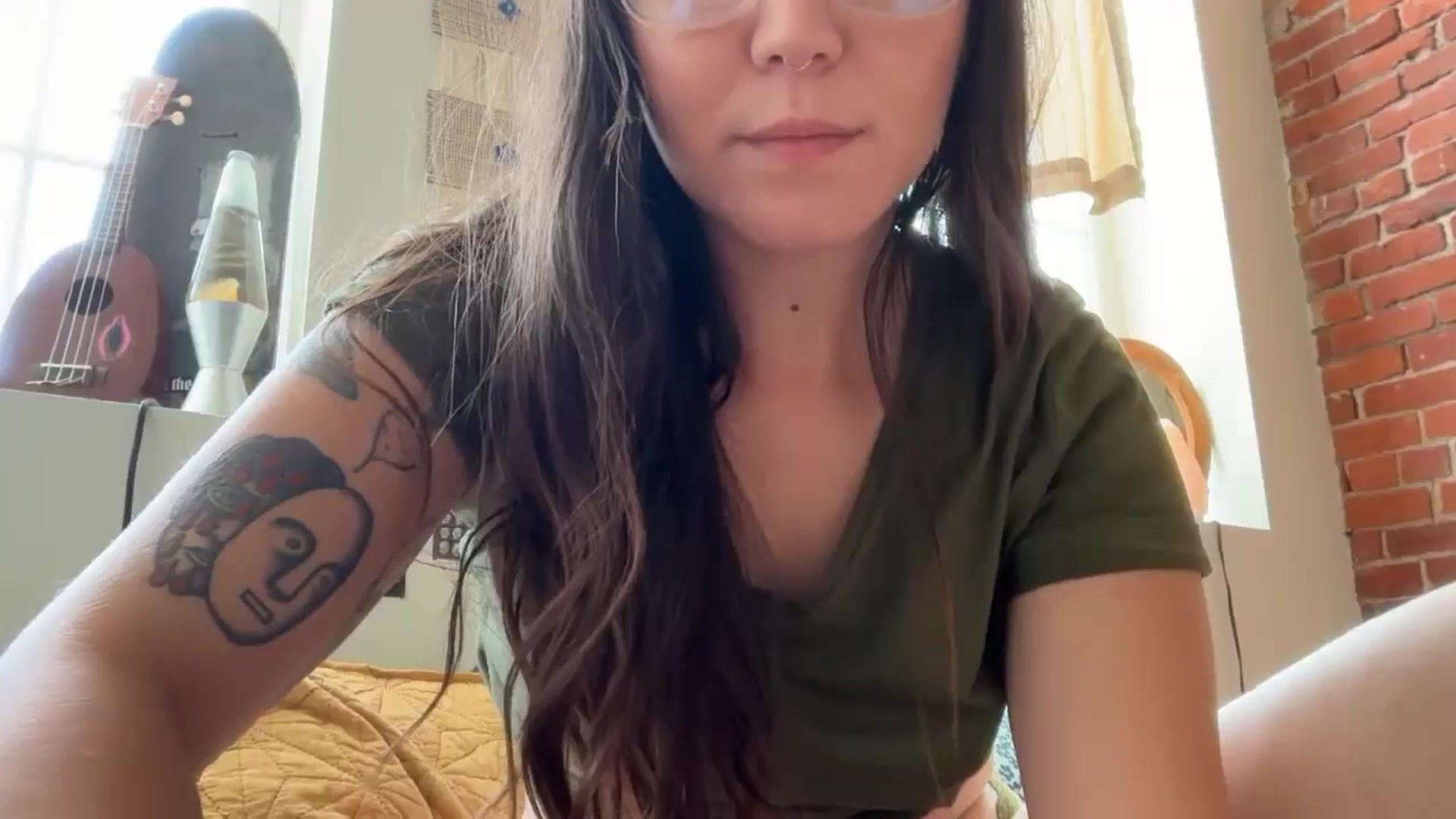Gallery image thumbnail from cuteballoons's myfreecams stream on, 05/13/2025, 18:01 image 20 of 20