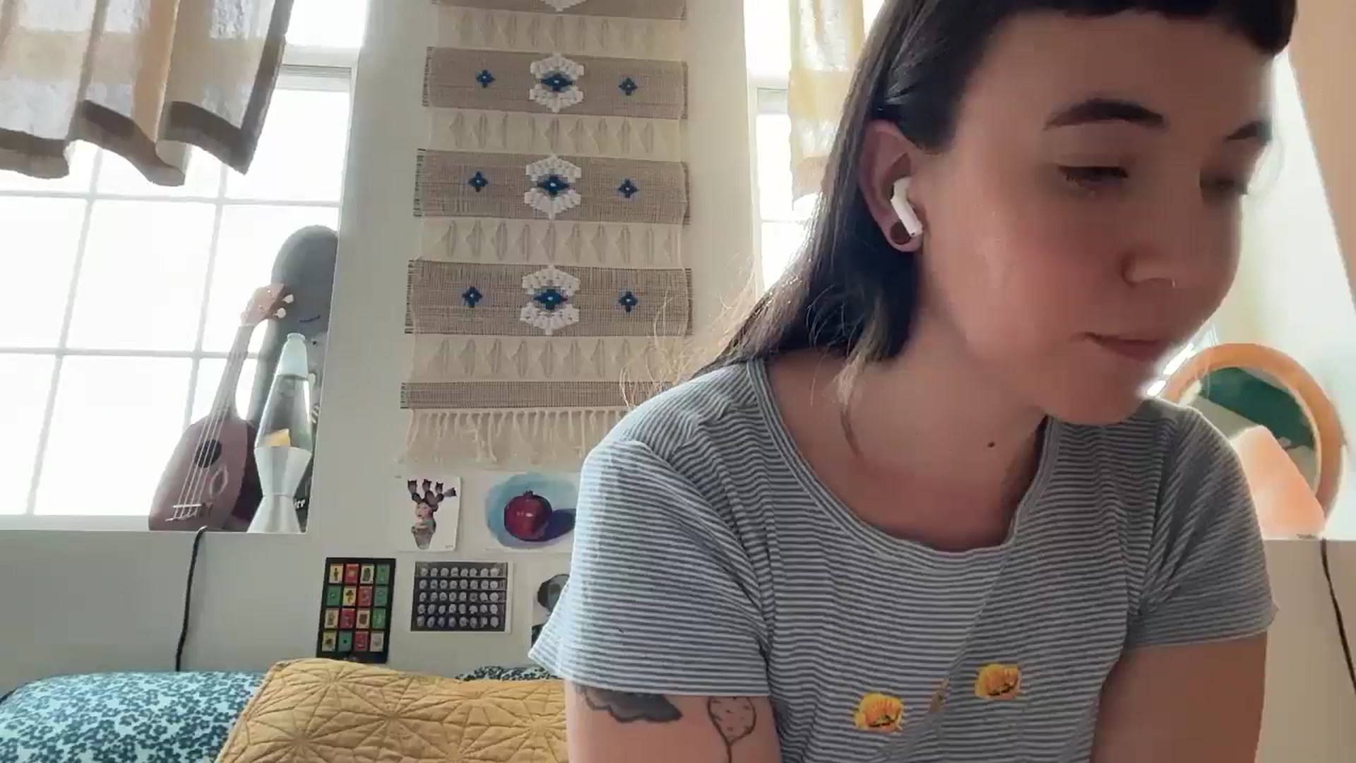 Gallery image thumbnail from cuteballoons's myfreecams stream on, 05/16/2025, 16:55 image 2 of 20