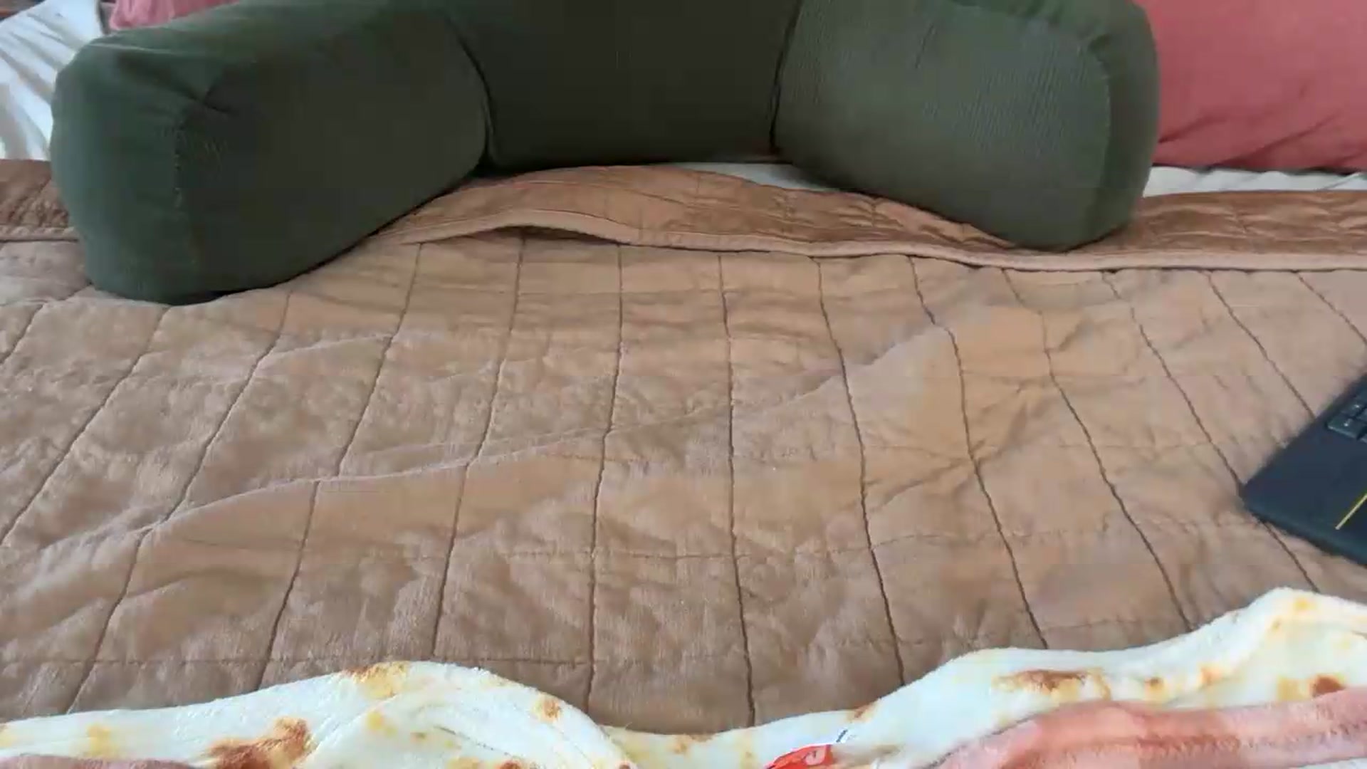 Gallery image thumbnail from cuteballoons's myfreecams stream on, 08/16/2026, 16:10 image 5 of 20