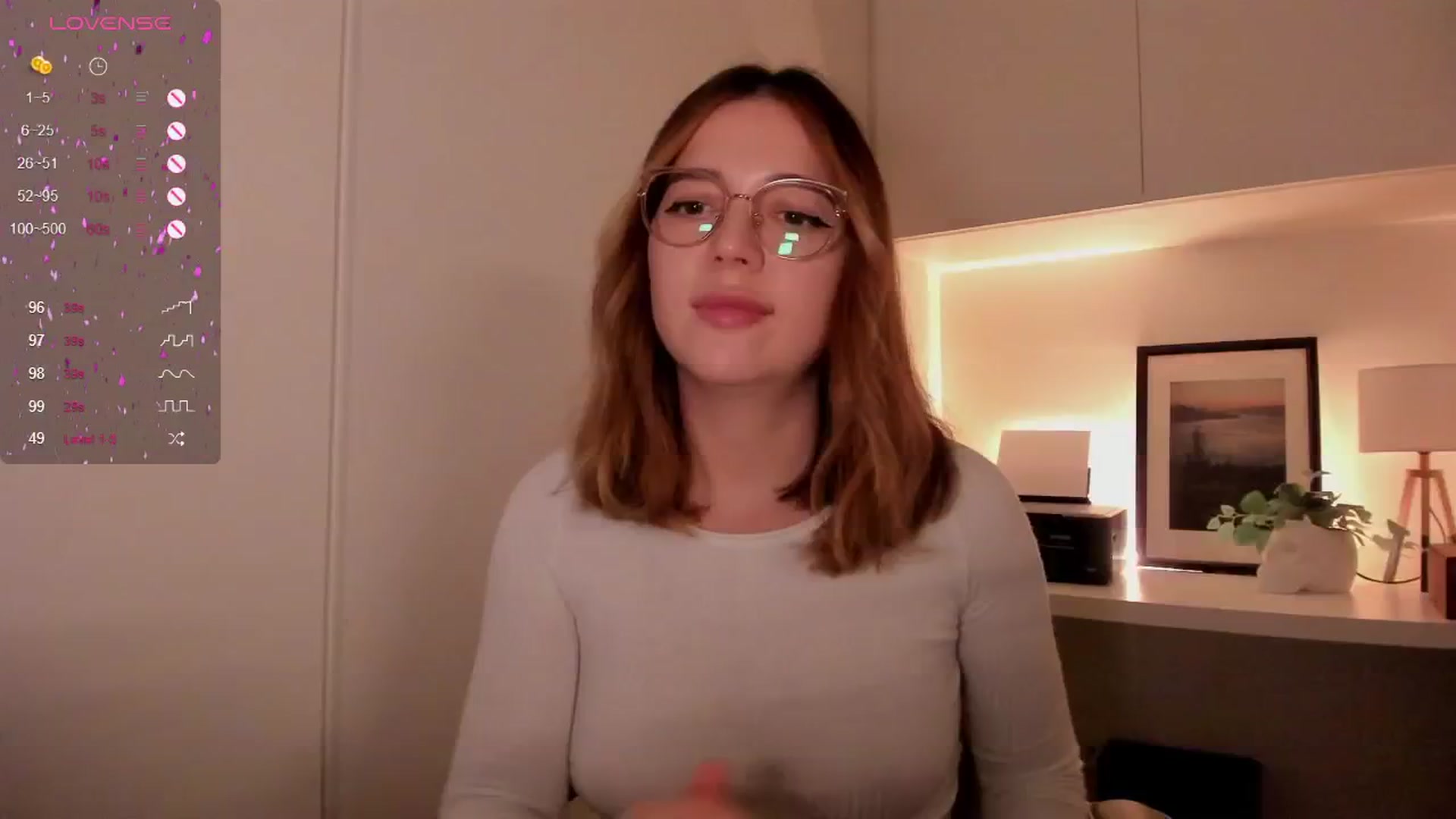 Gallery image thumbnail from cutee's myfreecams stream on, 09/05/2024, 12:24 image 7 of 20