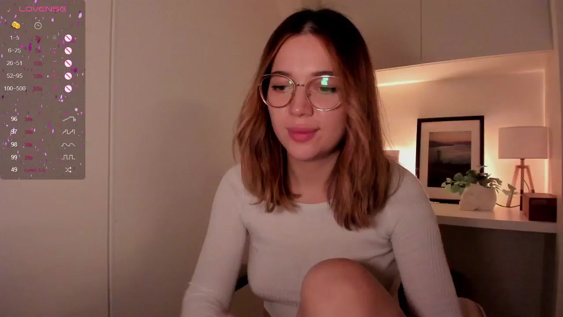 Gallery image thumbnail from cutee's myfreecams stream on, 09/05/2024, 16:54 image 13 of 20