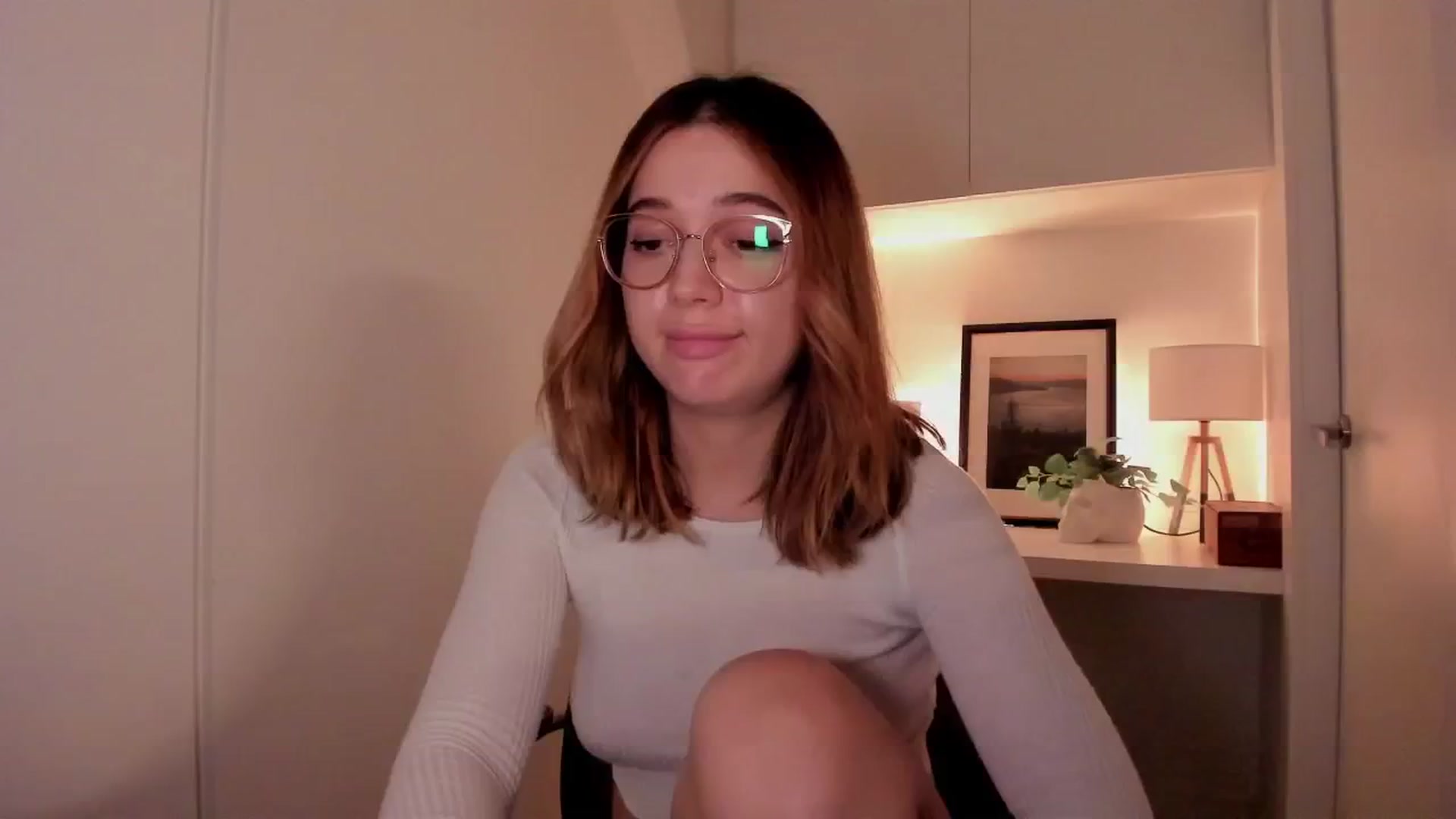Gallery image thumbnail from cutee's myfreecams stream on, 09/05/2024, 18:30 image 14 of 20