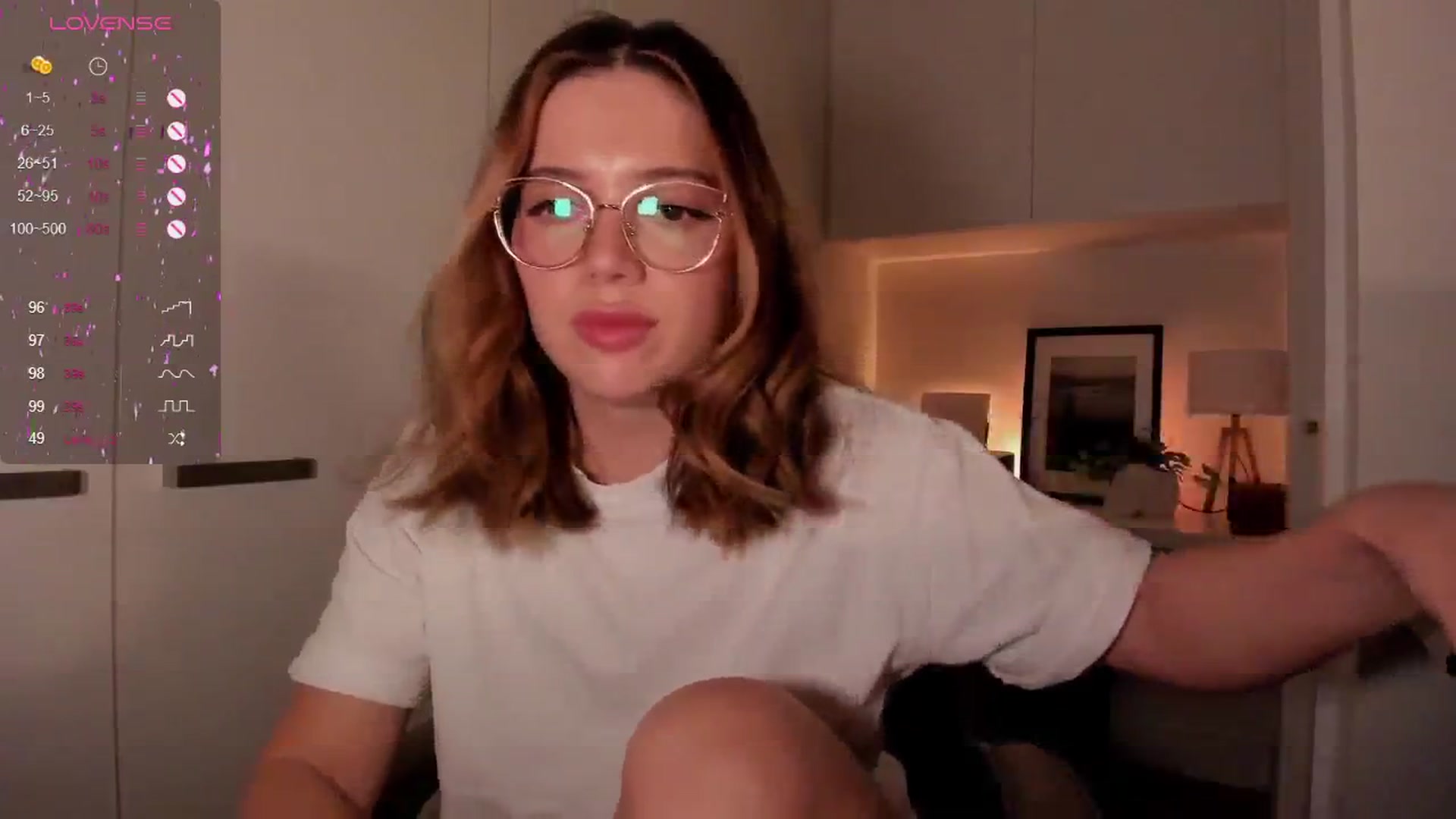 Gallery image thumbnail from cutee's myfreecams stream on, 09/08/2024, 18:12 image 2 of 20