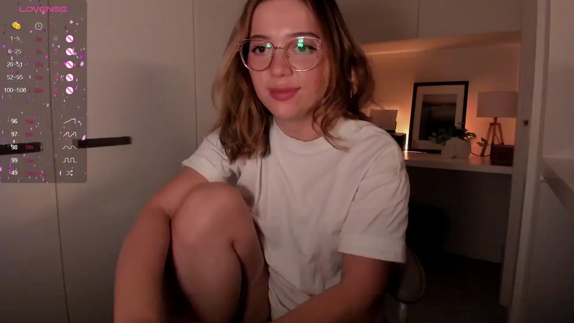 Gallery image thumbnail from cutee's myfreecams stream on, 09/08/2024, 18:12 image 16 of 20