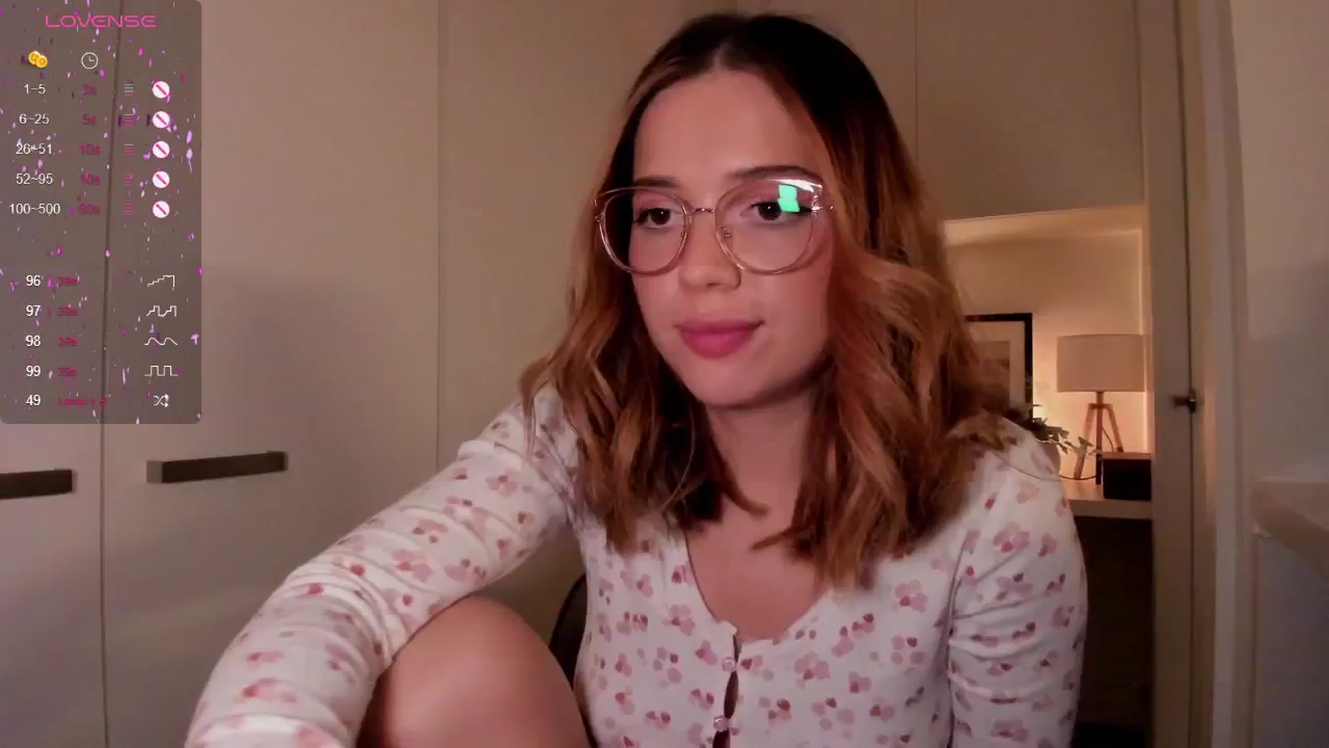 Gallery image thumbnail from cutee's myfreecams stream on, 09/09/2024, 15:52 image 15 of 20