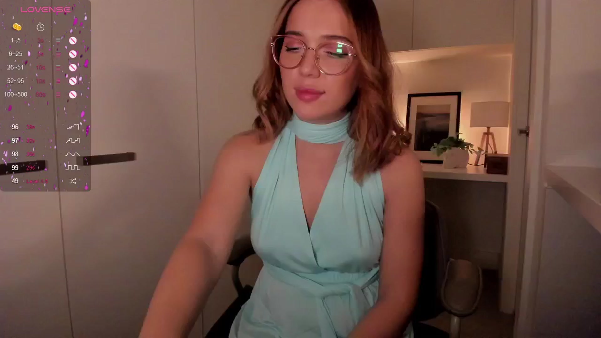 Gallery image thumbnail from cutee's myfreecams stream on, 09/09/2024, 16:46 image 4 of 20