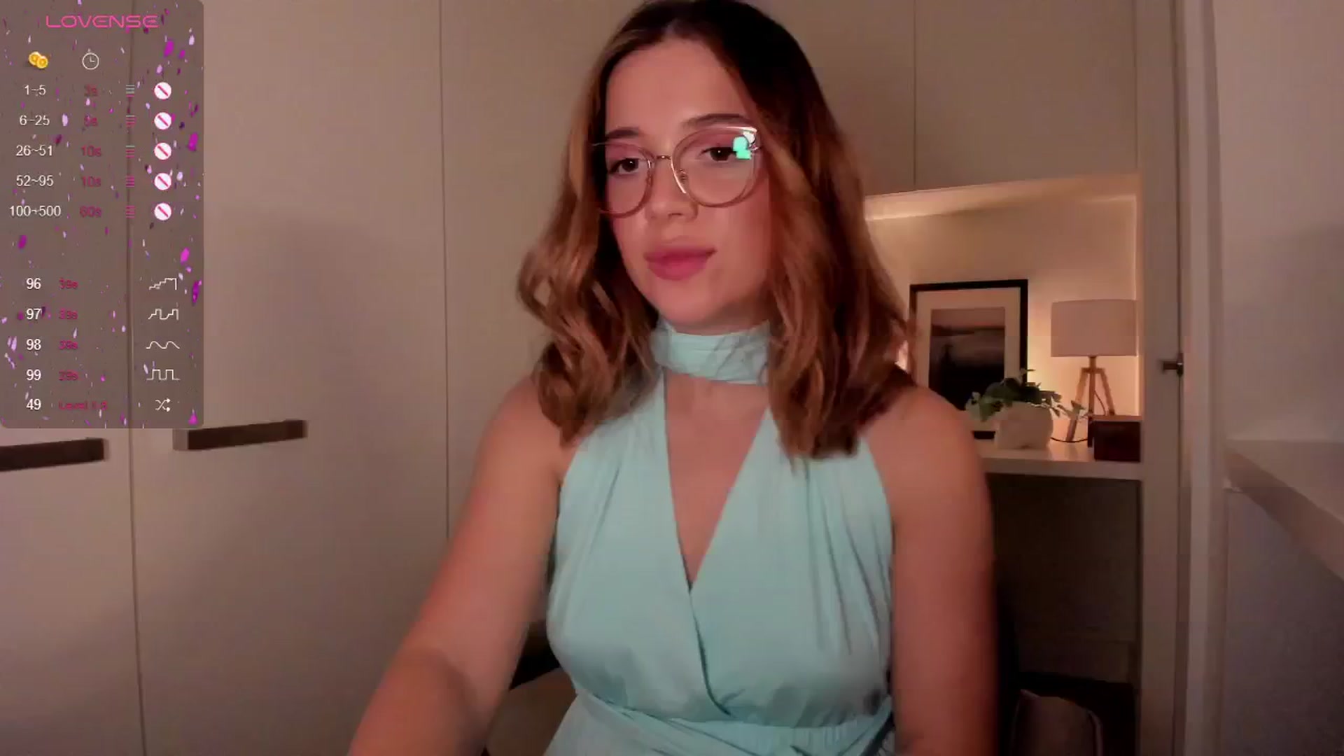 Gallery image thumbnail from cutee's myfreecams stream on, 09/09/2024, 16:46 image 8 of 20
