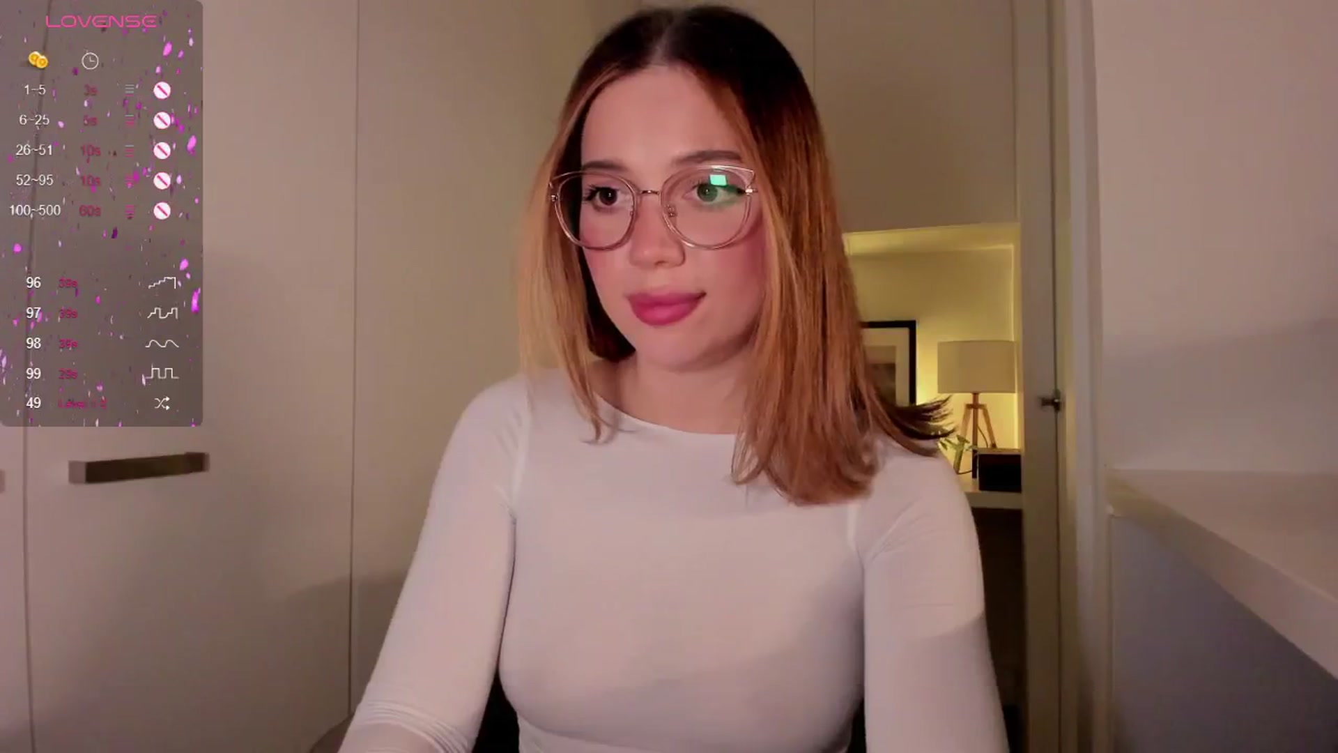 Gallery image thumbnail from cutee's myfreecams stream on, 09/13/2024, 15:41 image 7 of 20