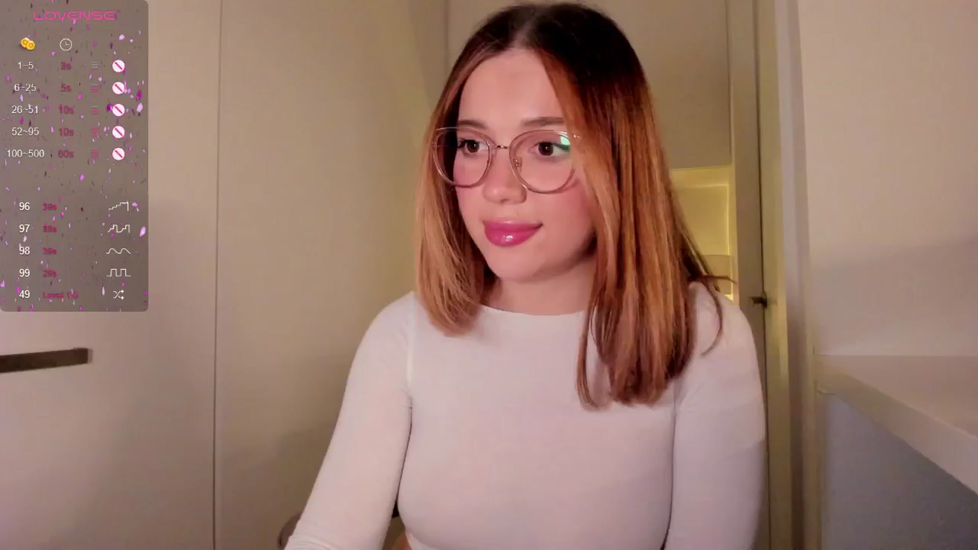 Gallery image thumbnail from cutee's myfreecams stream on, 09/13/2024, 18:52 image 1 of 20