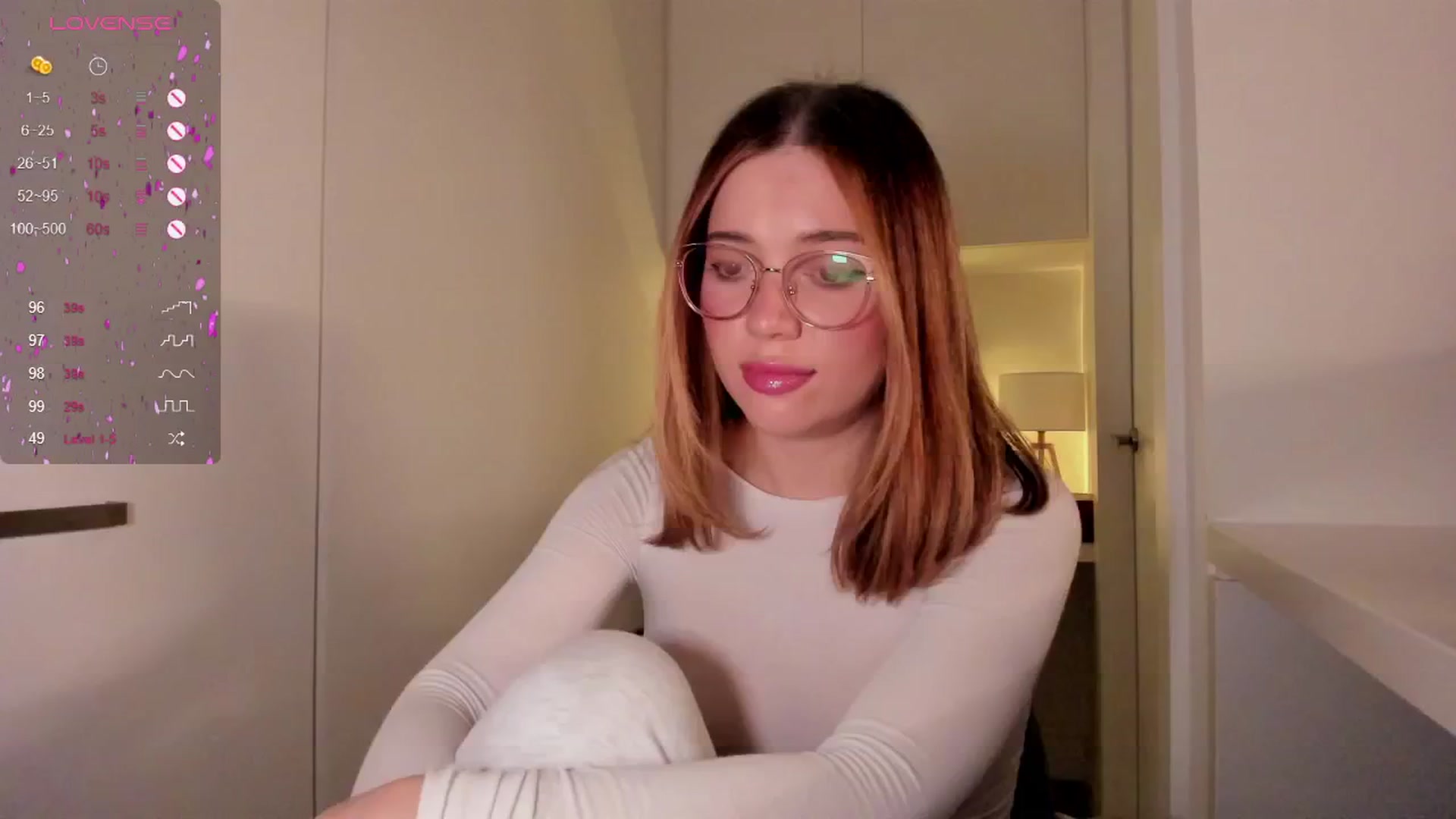 Gallery image thumbnail from cutee's myfreecams stream on, 09/13/2024, 18:52 image 20 of 20