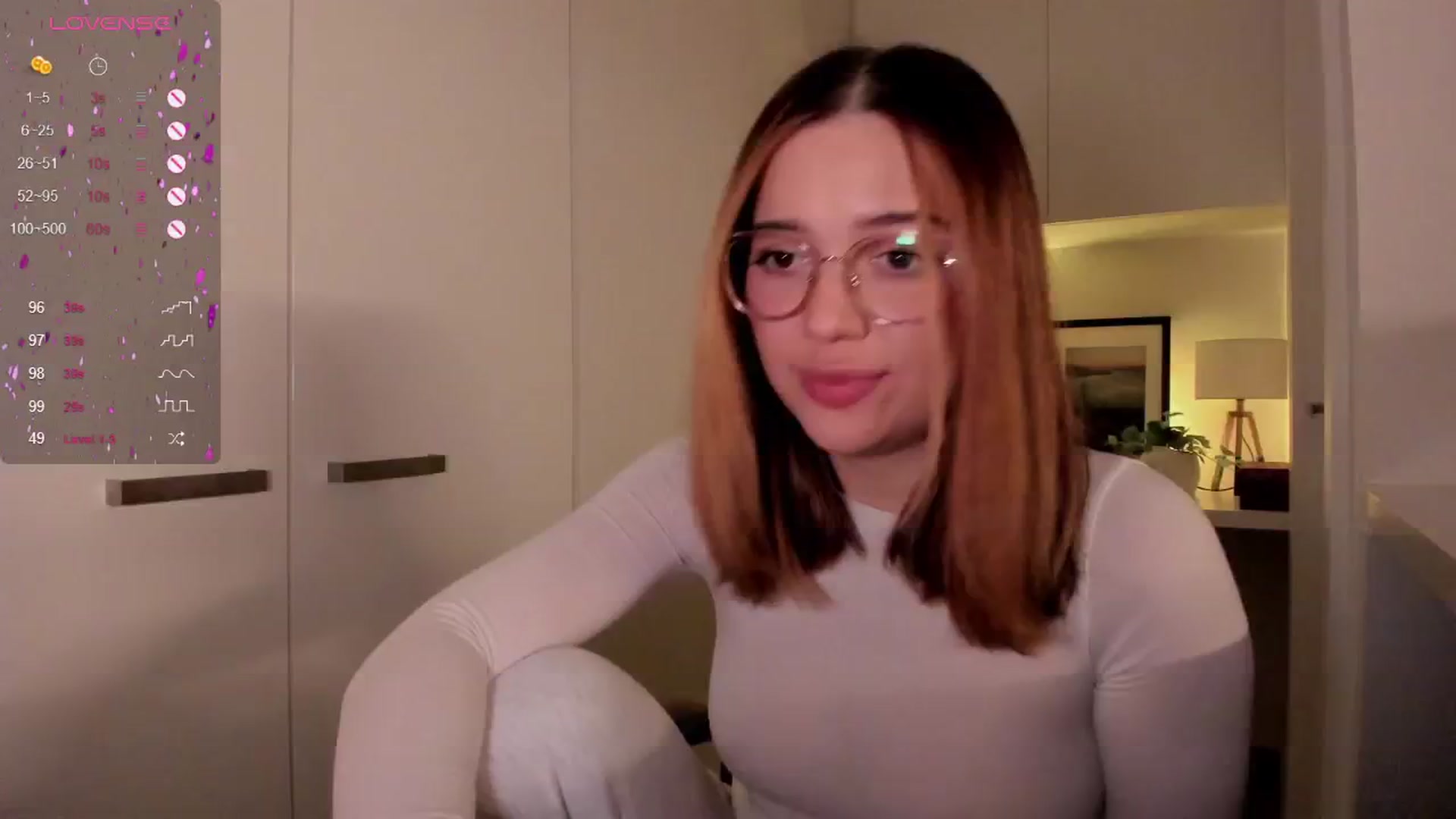 Gallery image thumbnail from cutee's myfreecams stream on, 09/16/2024, 16:58 image 3 of 20
