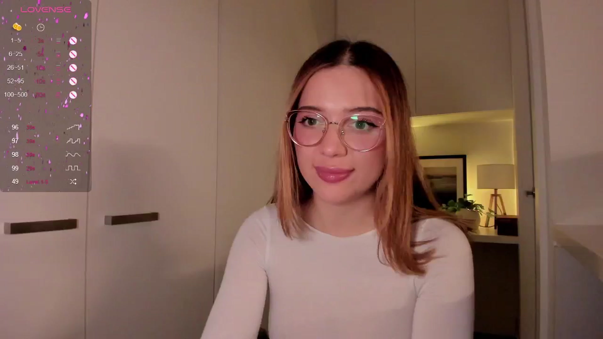 Gallery image thumbnail from cutee's myfreecams stream on, 09/16/2024, 18:26 image 14 of 20