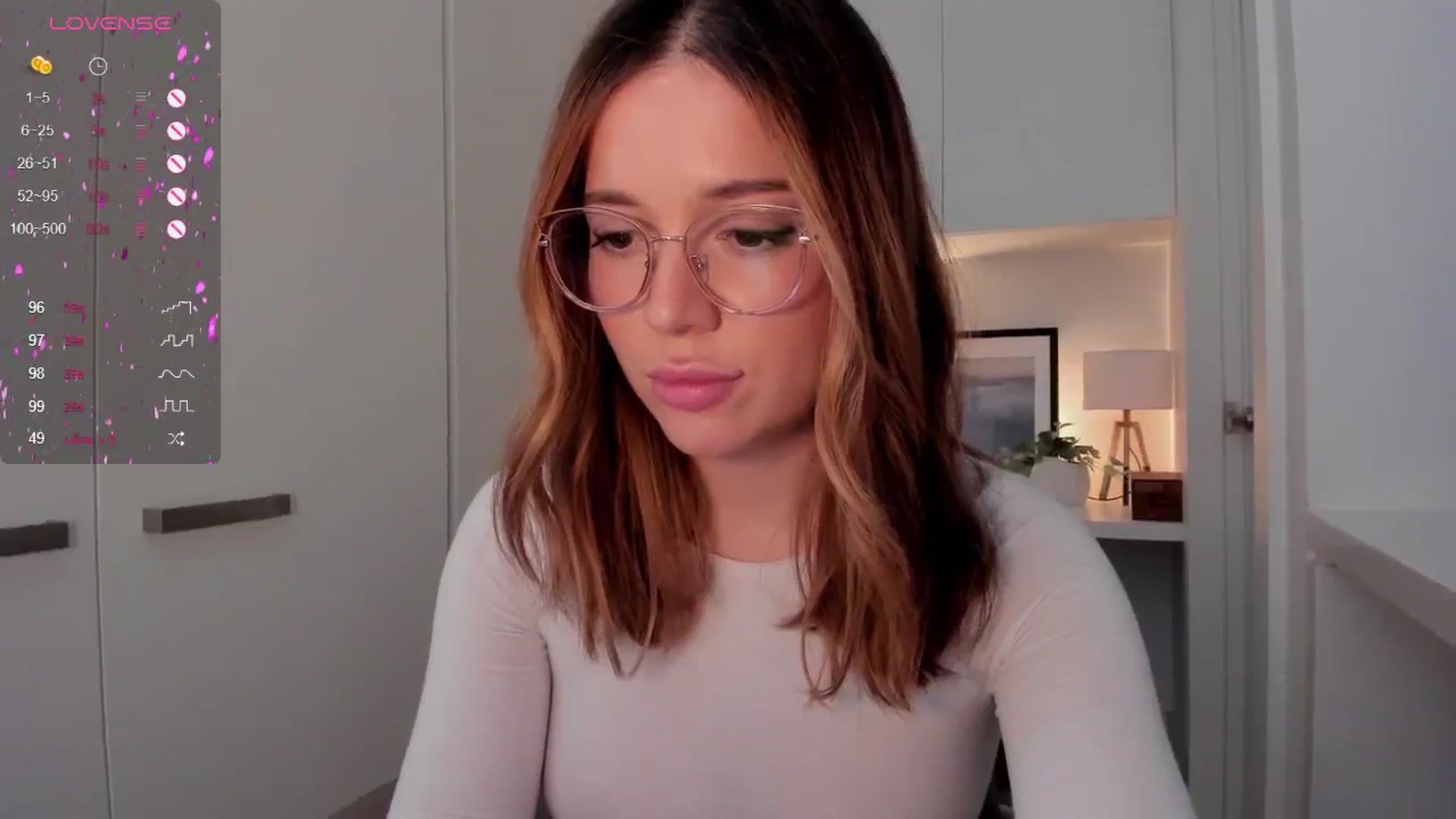 Gallery image thumbnail from cutee's myfreecams stream on, 11/04/2024, 07:03 image 12 of 20
