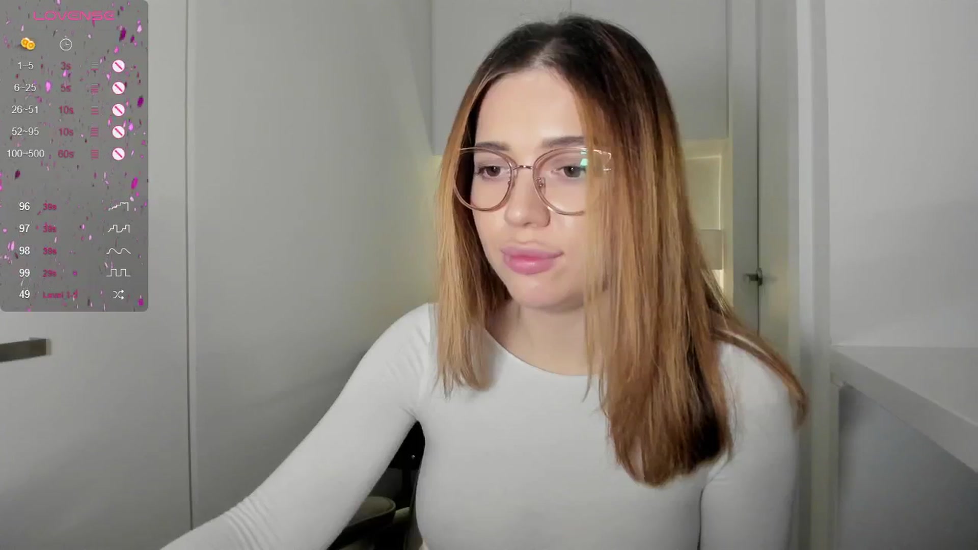 Gallery image thumbnail from cutee's myfreecams stream on, 11/12/2024, 09:43 image 13 of 20