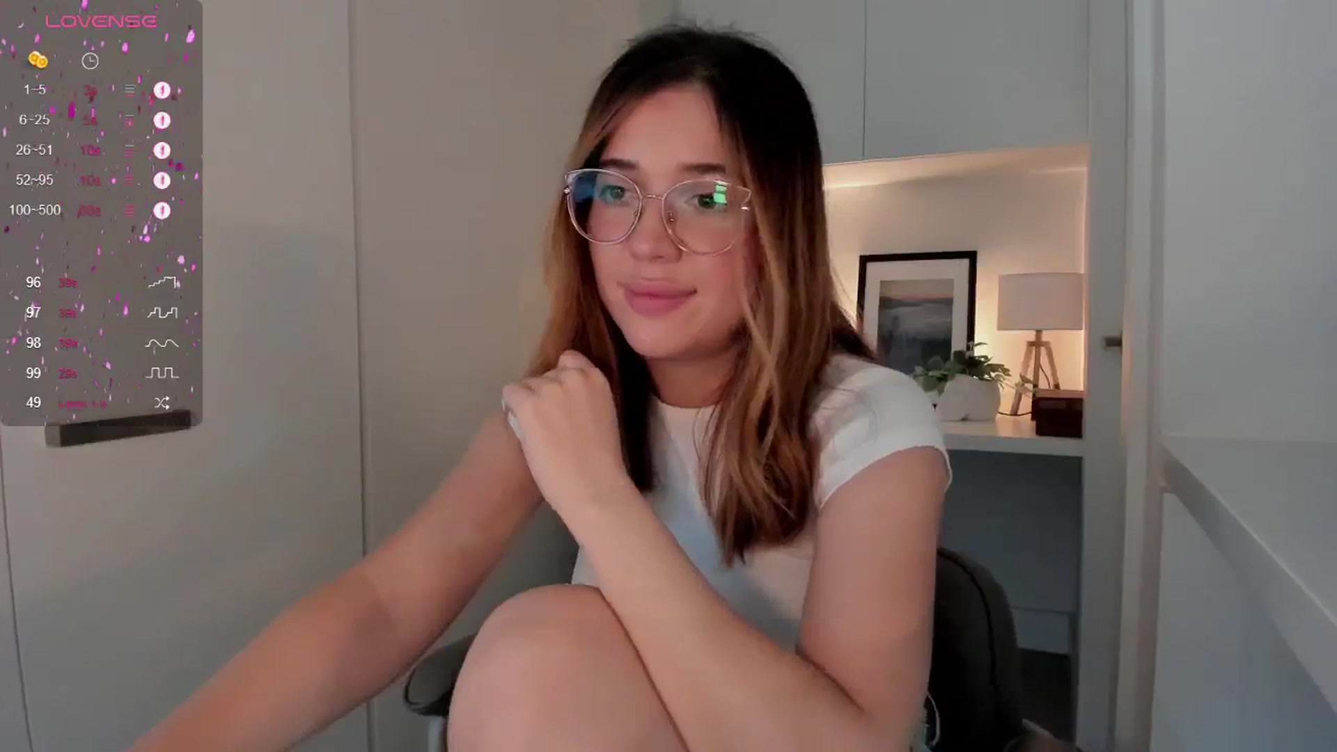 Gallery image thumbnail from cutee's myfreecams stream on, 11/26/2024, 07:14 image 13 of 20