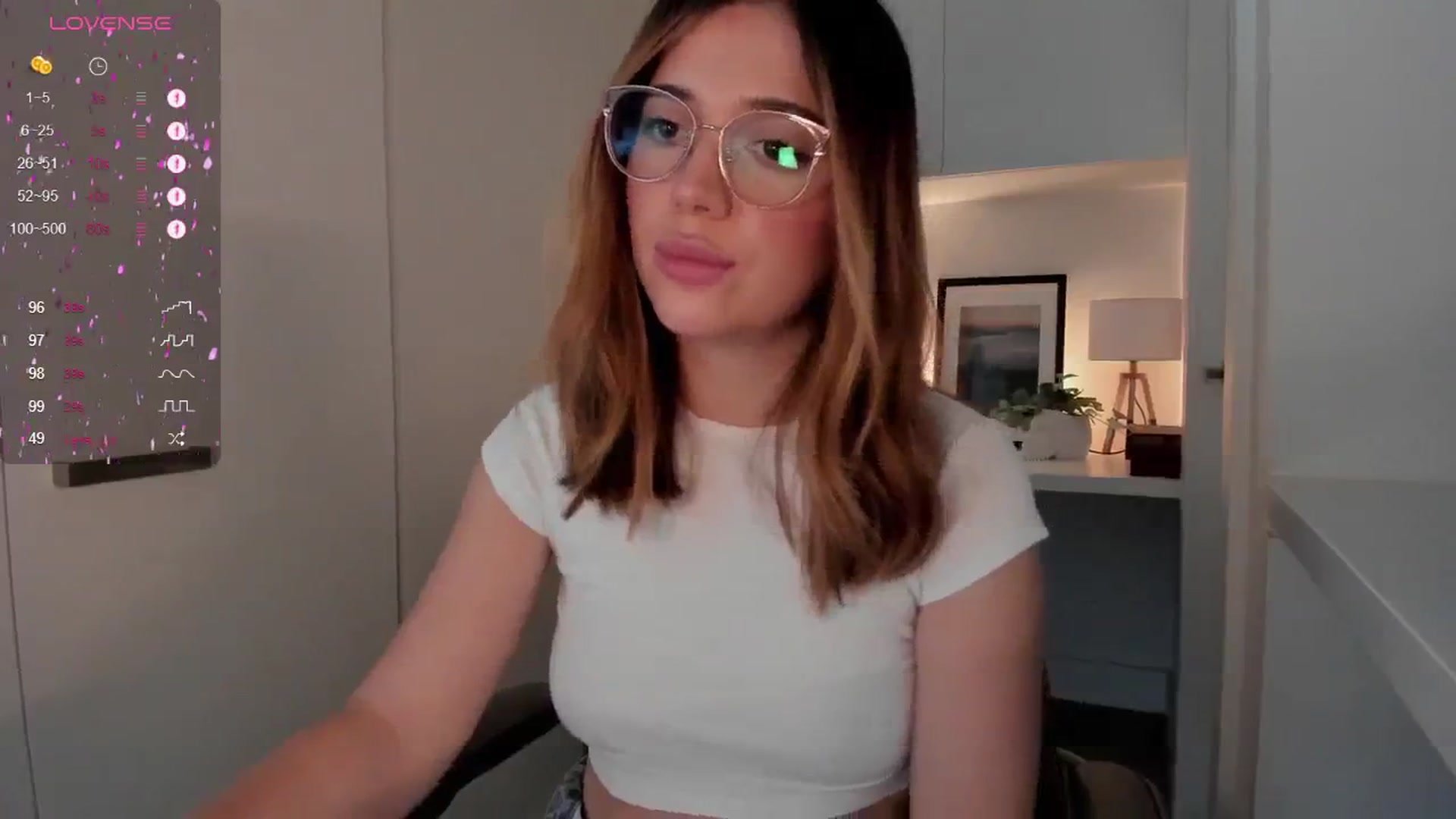 Gallery image thumbnail from cutee's myfreecams stream on, 11/26/2024, 07:14 image 6 of 20