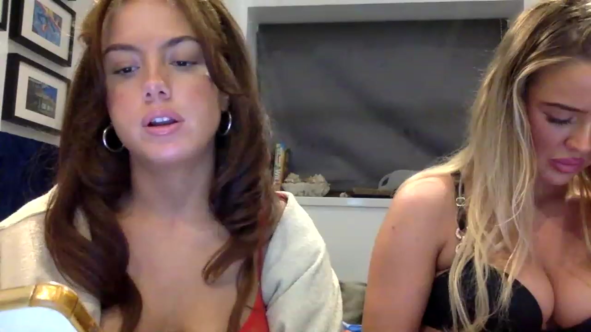 Gallery image thumbnail from cutegirl62's myfreecams stream on, 03/02/2023, 18:17 image 10 of 20