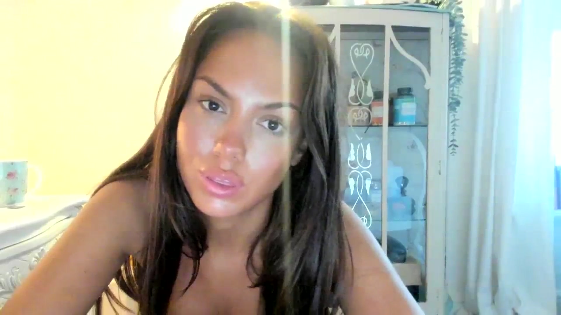 Gallery image thumbnail from cutegirl62's myfreecams stream on, 12/04/2023, 12:57 image 16 of 20