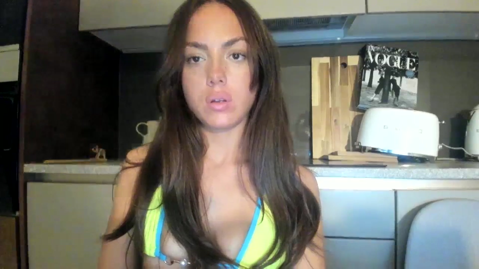 Gallery image thumbnail from cutegirl62's myfreecams stream on, 03/30/2024, 20:08 image 20 of 20