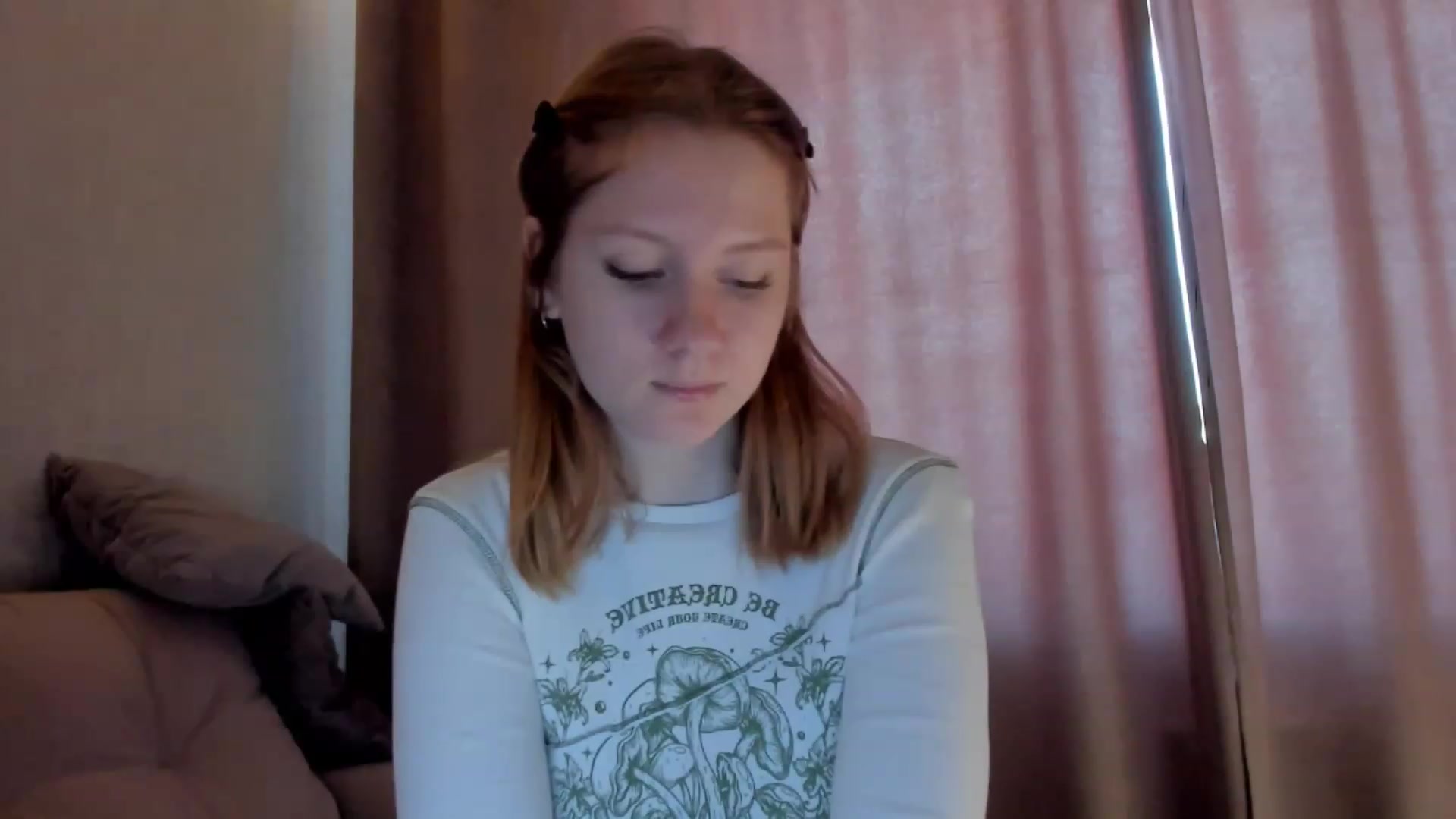 Gallery image thumbnail from cutegirlAlice's myfreecams stream on, 12/09/2022, 04:58 image 17 of 20