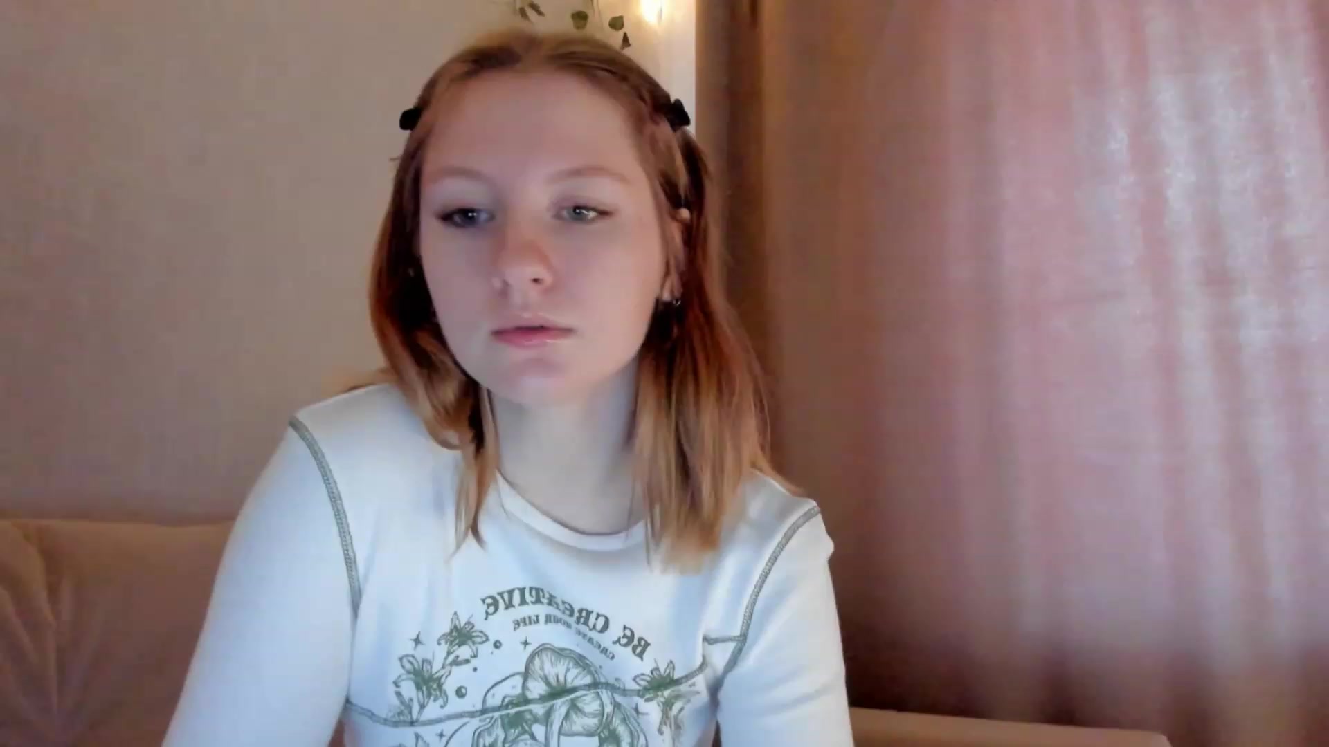 Gallery image thumbnail from cutegirlAlice's myfreecams stream on, 12/09/2022, 04:58 image 2 of 20