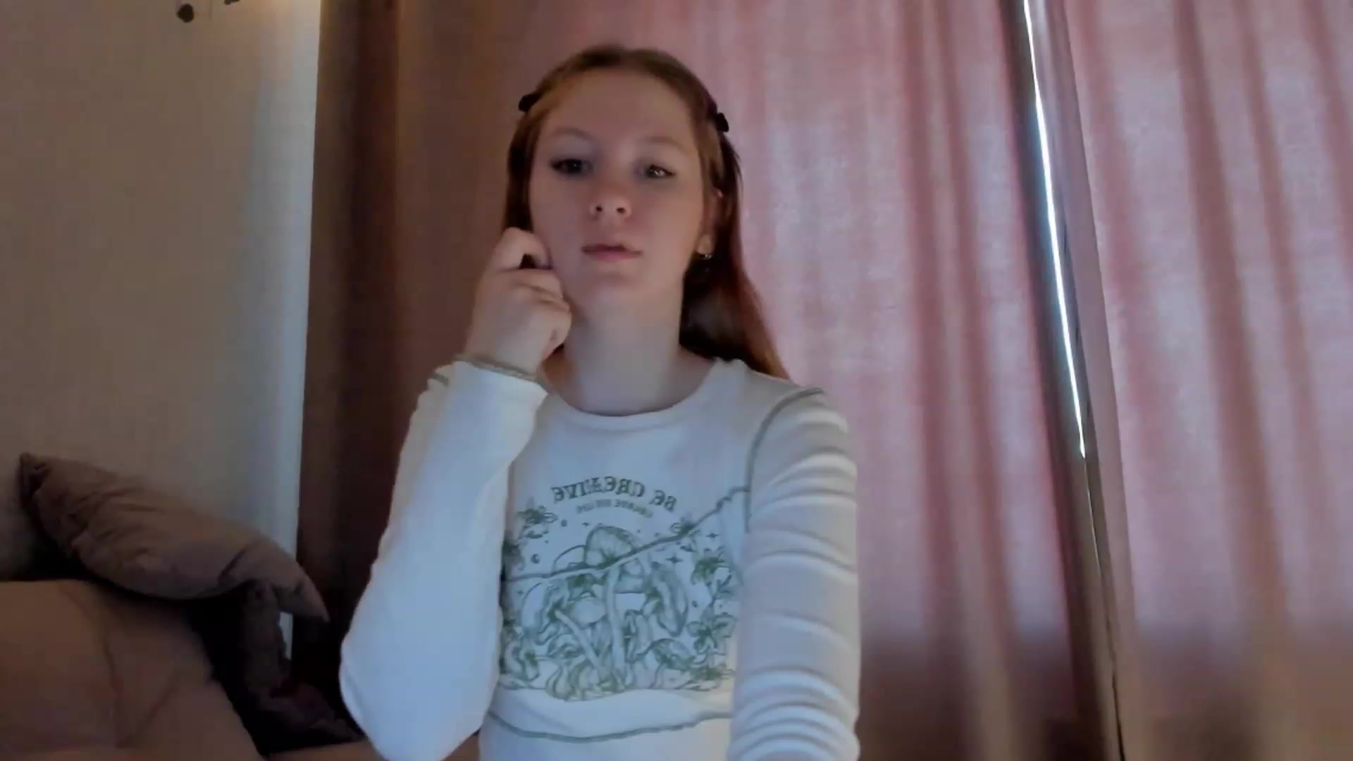 Gallery image thumbnail from cutegirlAlice's myfreecams stream on, 12/09/2022, 04:58 image 11 of 20