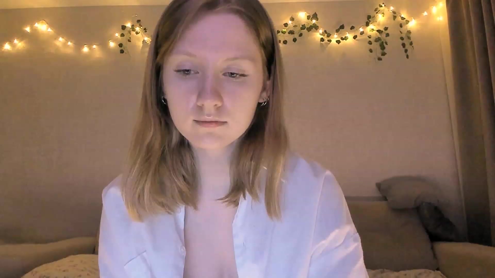 Gallery image thumbnail from cutegirlAlice's myfreecams stream on, 12/12/2022, 14:51 image 20 of 20