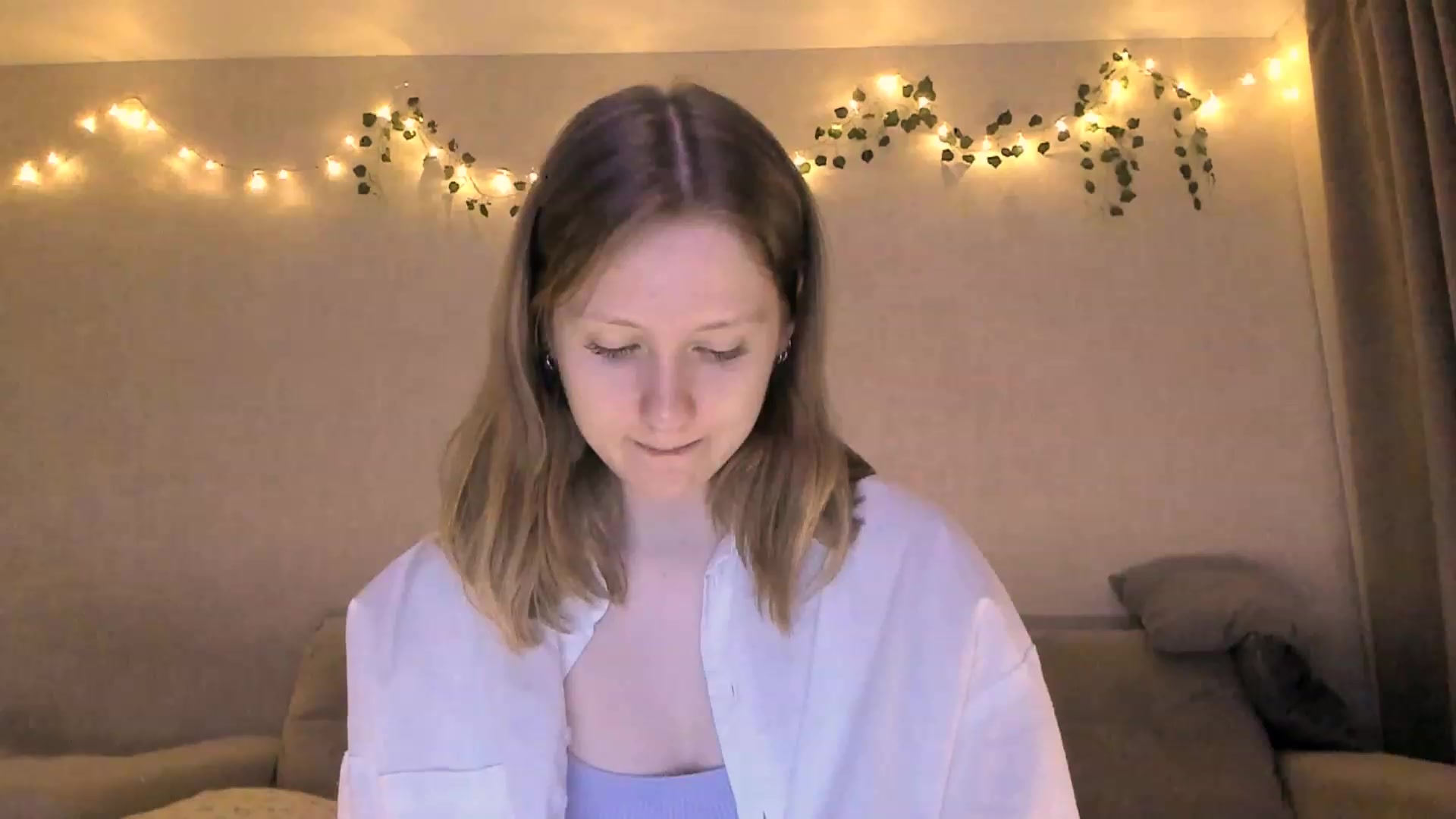 Gallery image thumbnail from cutegirlAlice's myfreecams stream on, 12/12/2022, 14:51 image 1 of 20