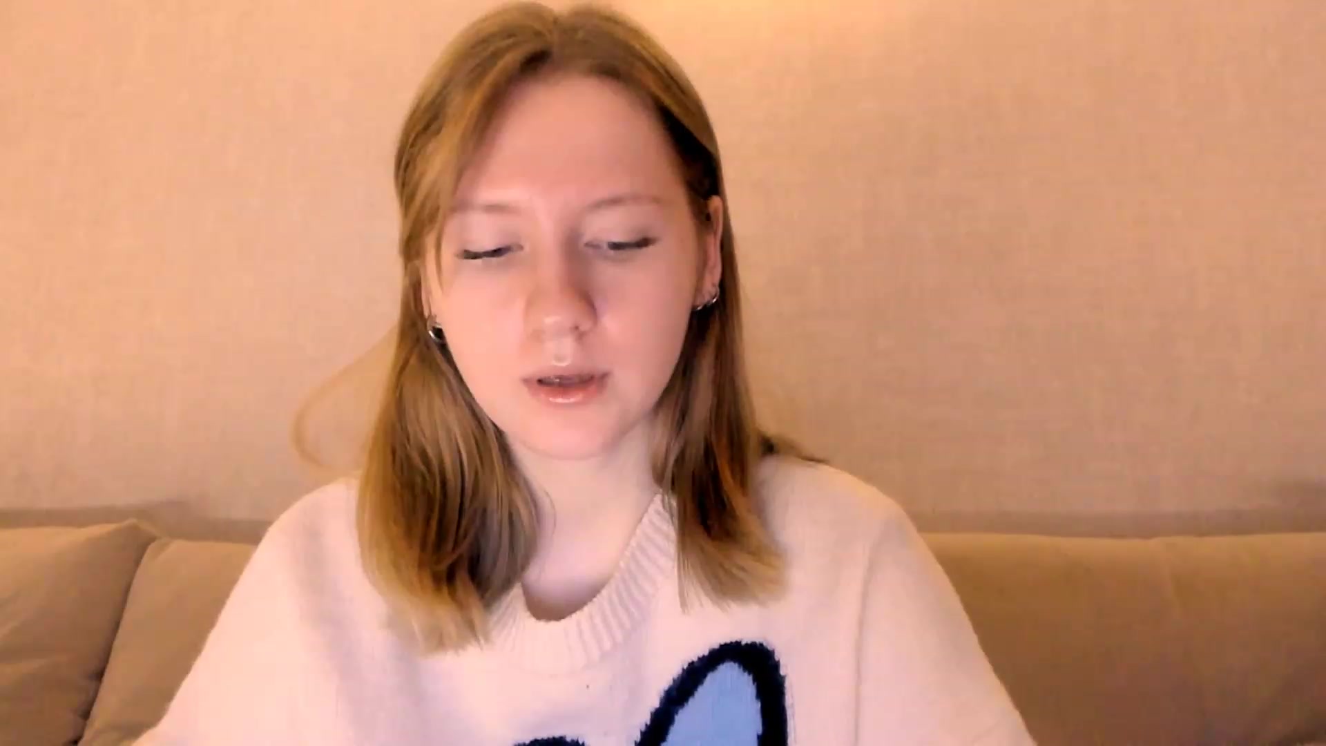Gallery image thumbnail from cutegirlAlice's myfreecams stream on, 12/24/2022, 04:45 image 20 of 20
