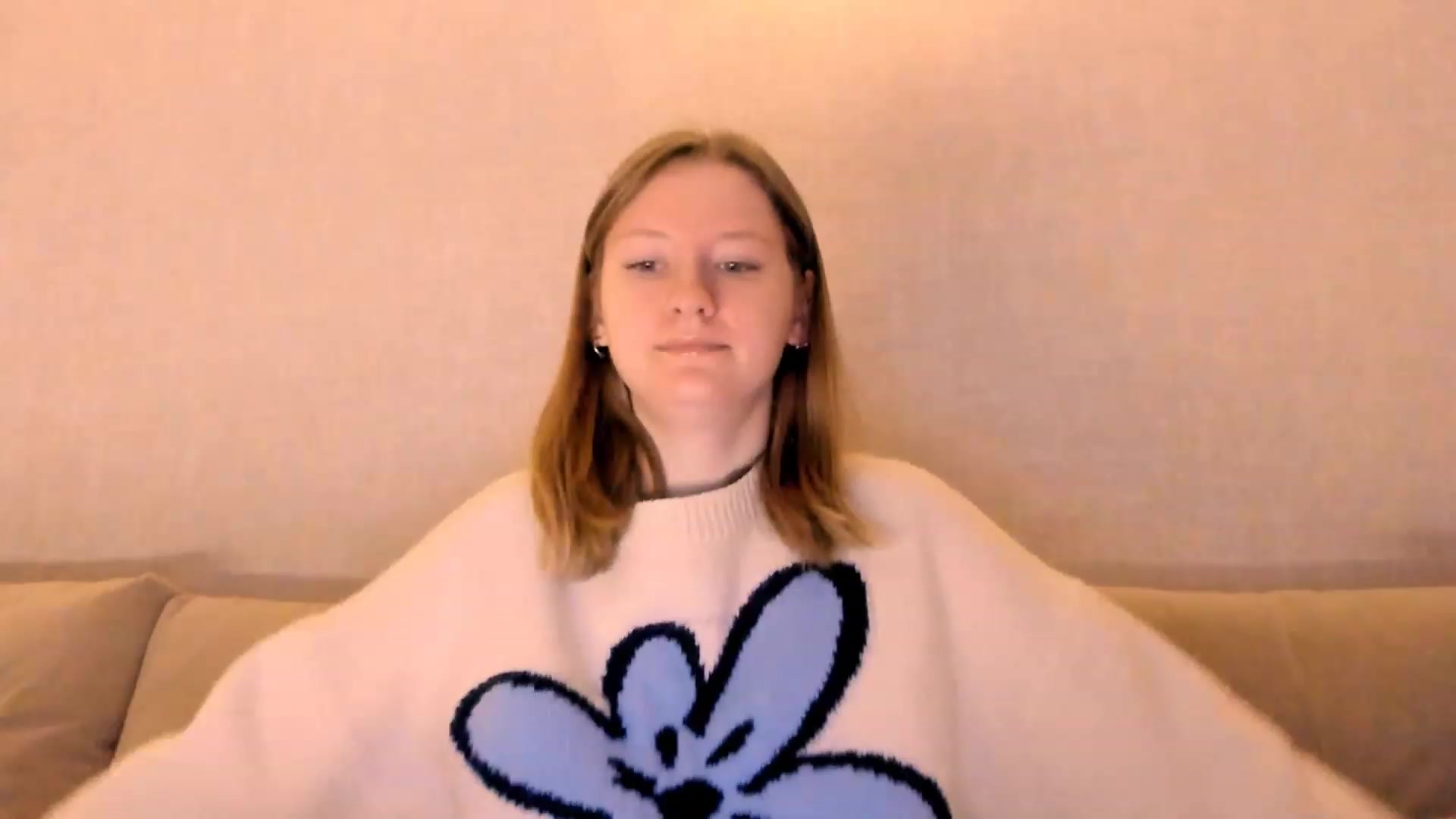 Gallery image thumbnail from cutegirlAlice's myfreecams stream on, 12/24/2022, 04:45 image 8 of 20