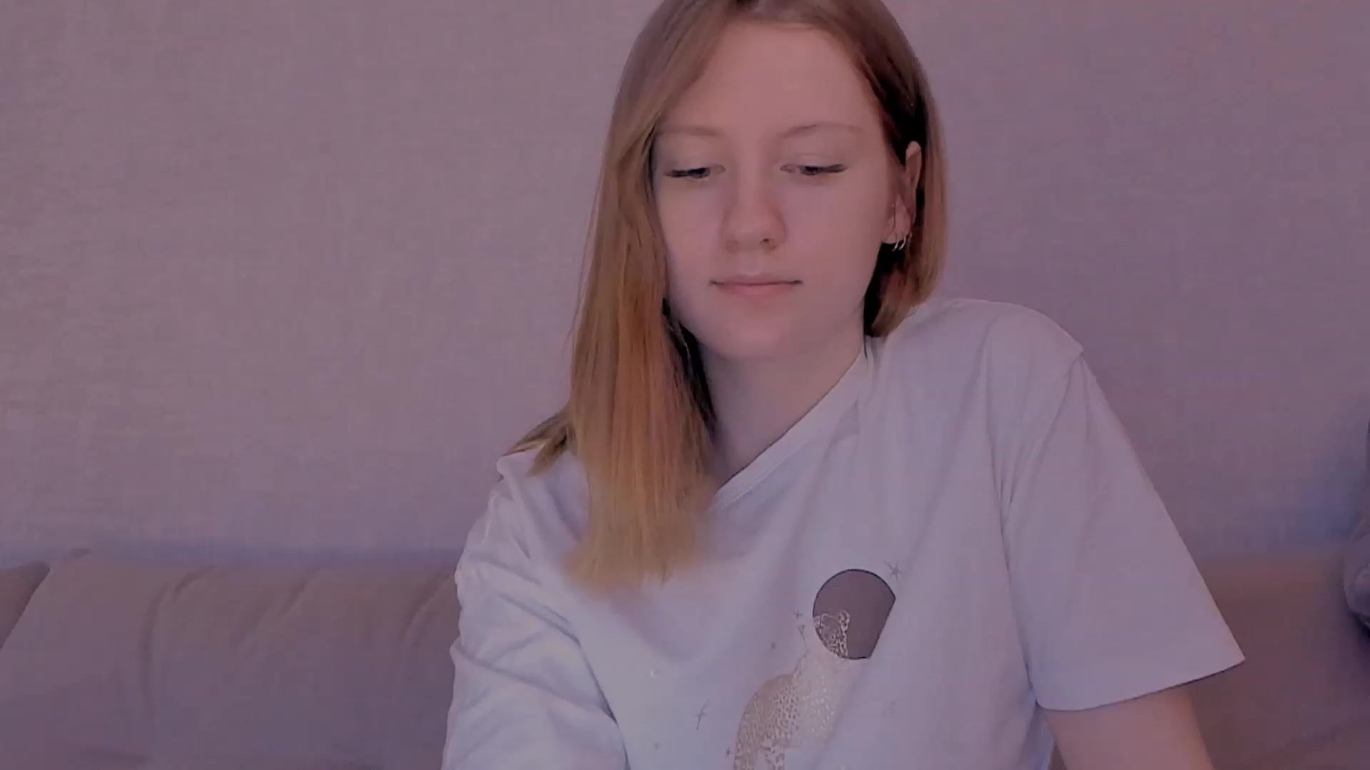 Gallery image thumbnail from cutegirlAlice's myfreecams stream on, 12/31/2022, 06:47 image 19 of 20