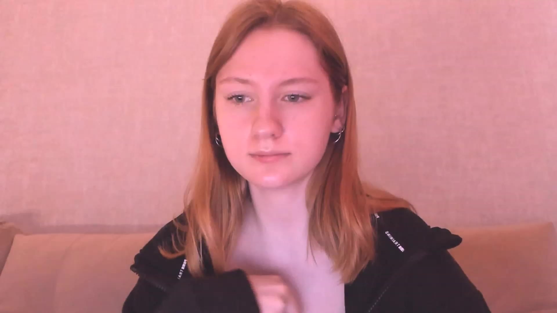 Gallery image thumbnail from cutegirlAlice's myfreecams stream on, 01/29/2023, 06:29 image 7 of 20