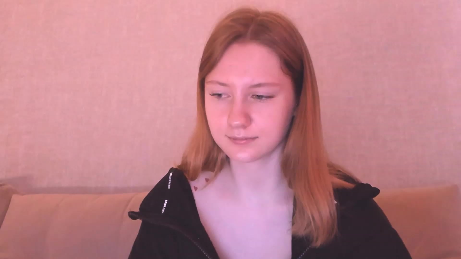 Gallery image thumbnail from cutegirlAlice's myfreecams stream on, 01/29/2023, 06:29 image 19 of 20
