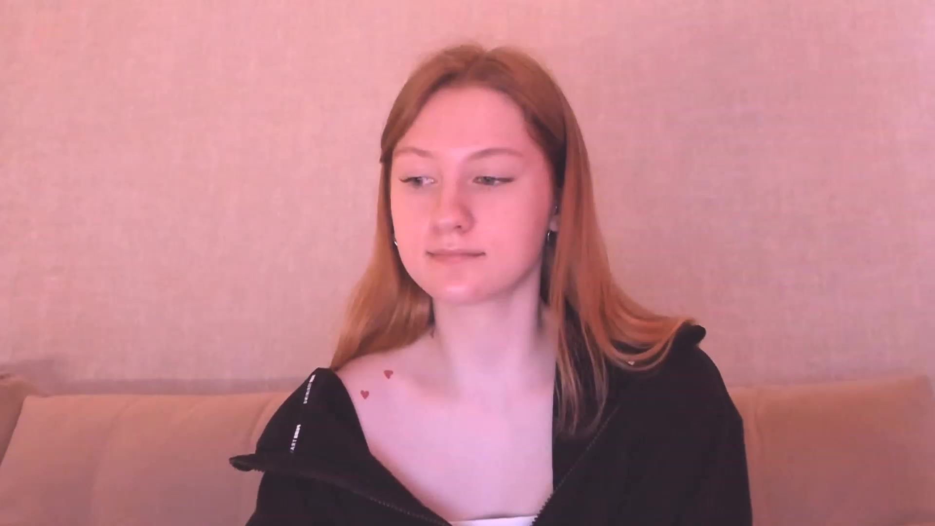 Gallery image thumbnail from cutegirlAlice's myfreecams stream on, 01/29/2023, 06:29 image 14 of 20