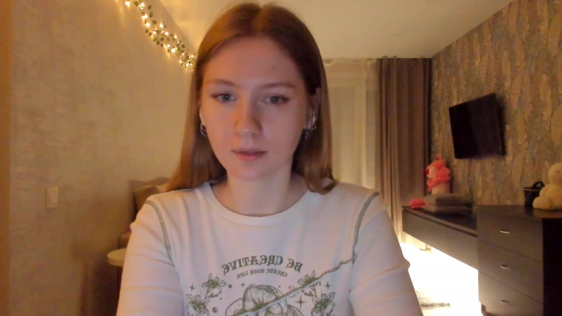 Gallery image thumbnail from cutegirlAlice's myfreecams stream on, 02/03/2023, 15:34 image 15 of 20
