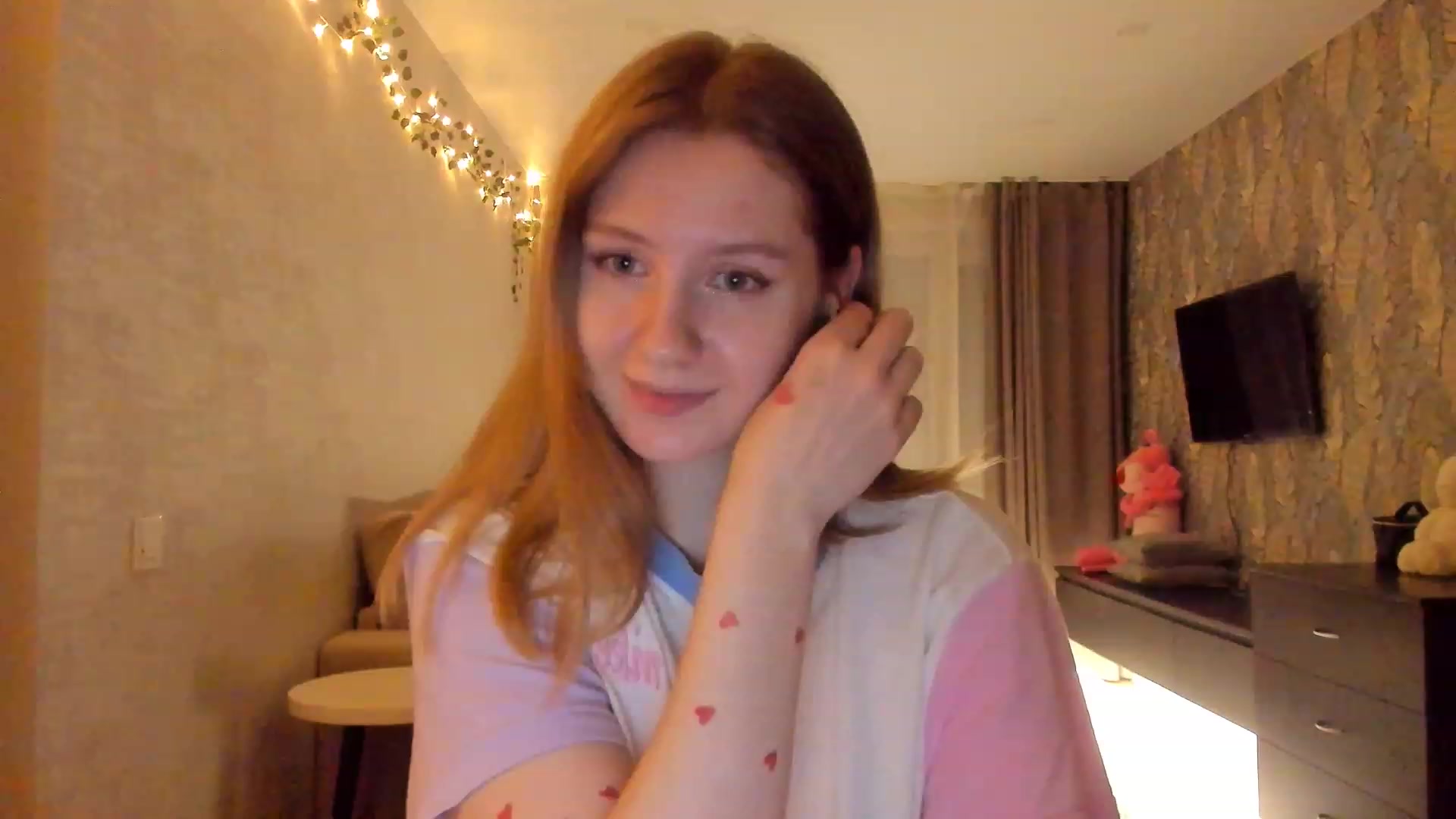 Gallery image thumbnail from cutegirlAlice's myfreecams stream on, 02/03/2023, 16:01 image 18 of 20