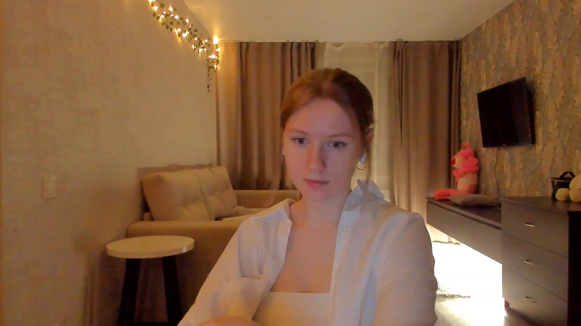 Gallery image thumbnail from cutegirlAlice's myfreecams stream on, 02/11/2023, 17:27 image 11 of 20
